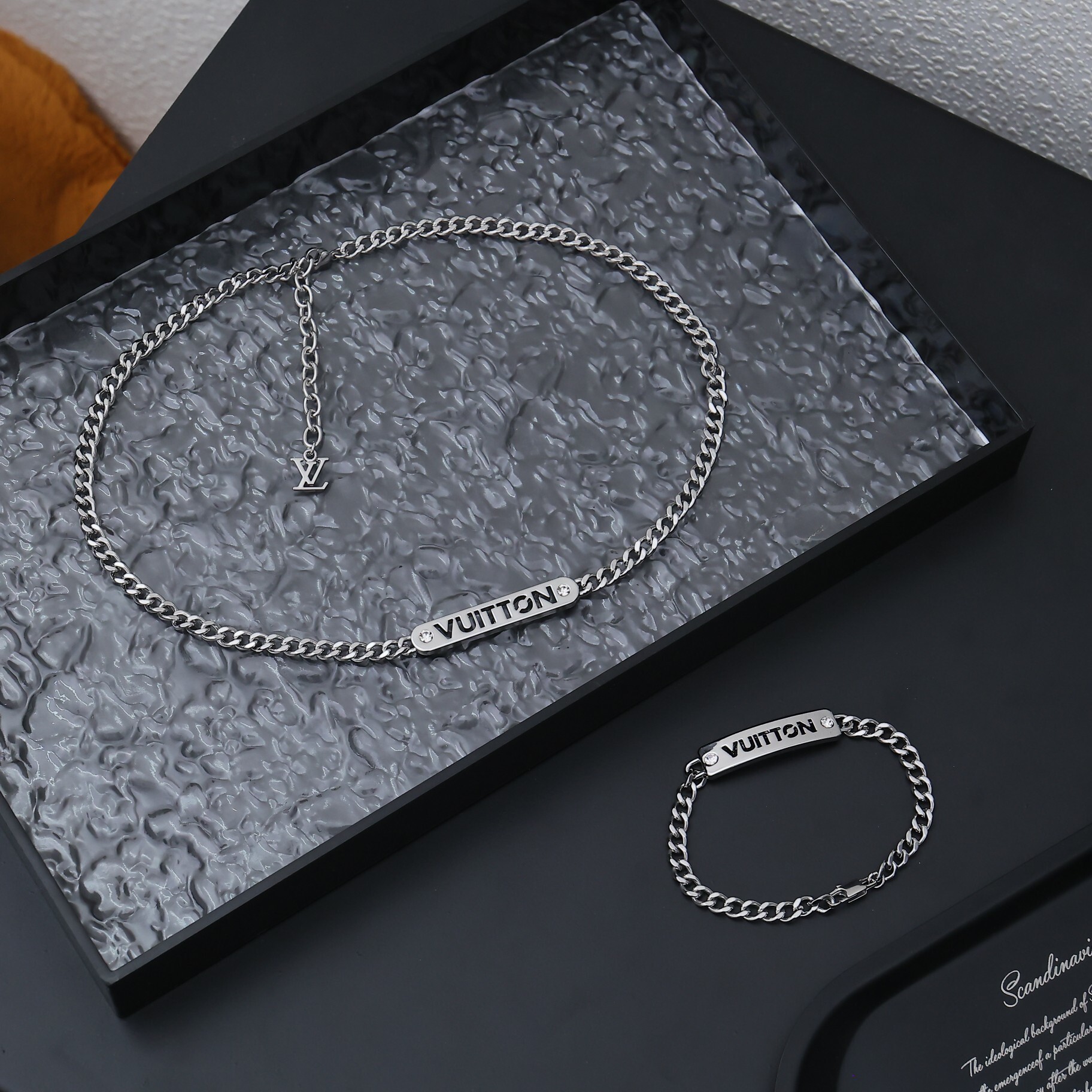 Louis Vuitton Silver Chain Set – LV Logo Necklace & Bracelet