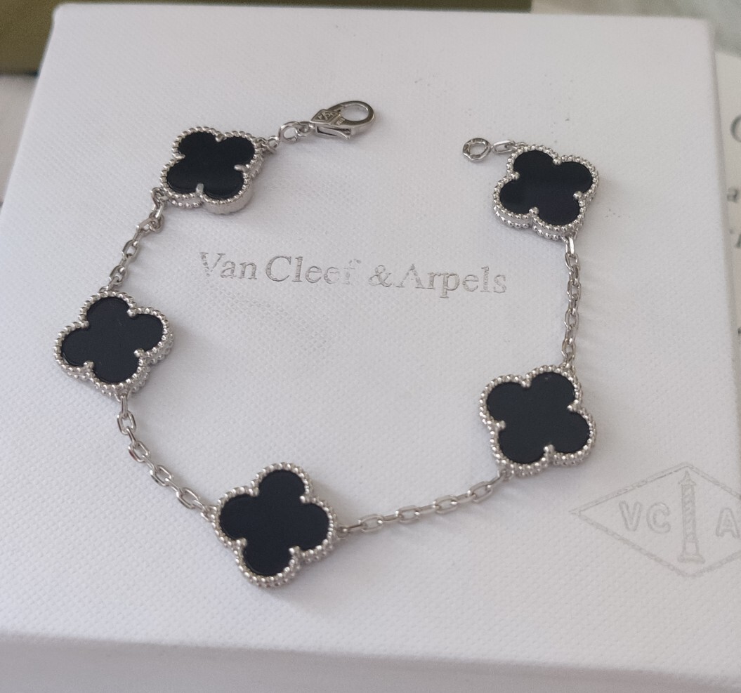 Van Cleef & Arpels Vintage Alhambra Bracelet – Onyx