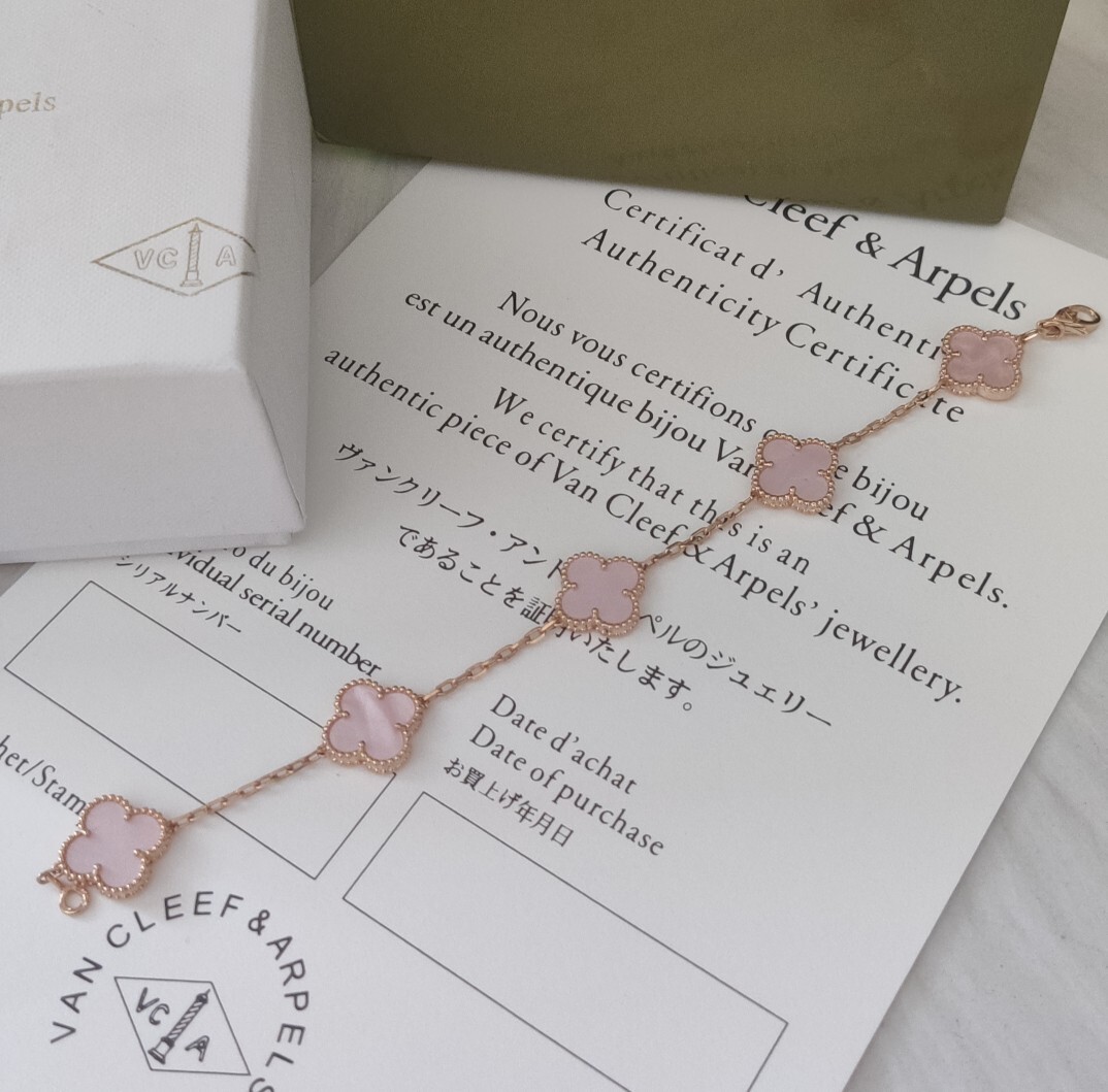 Van Cleef & Arpels Inspired Clover Bracelet – Premium