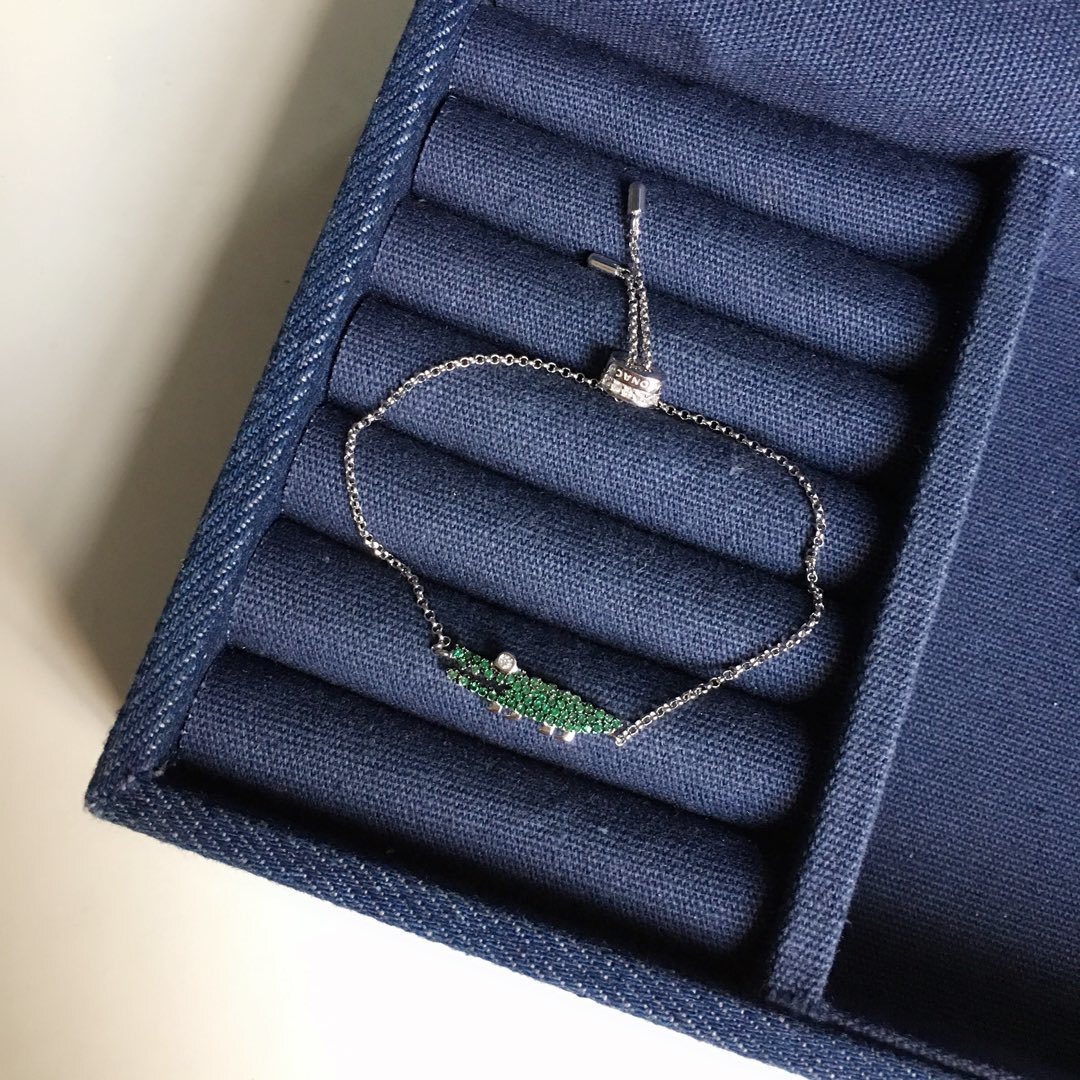 Emerald Alligator Bracelet – Premium Quality Sterling Silver