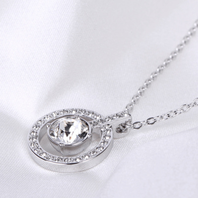 Swarovski Crystal Circle Pendant – Sparkling Silver Necklace