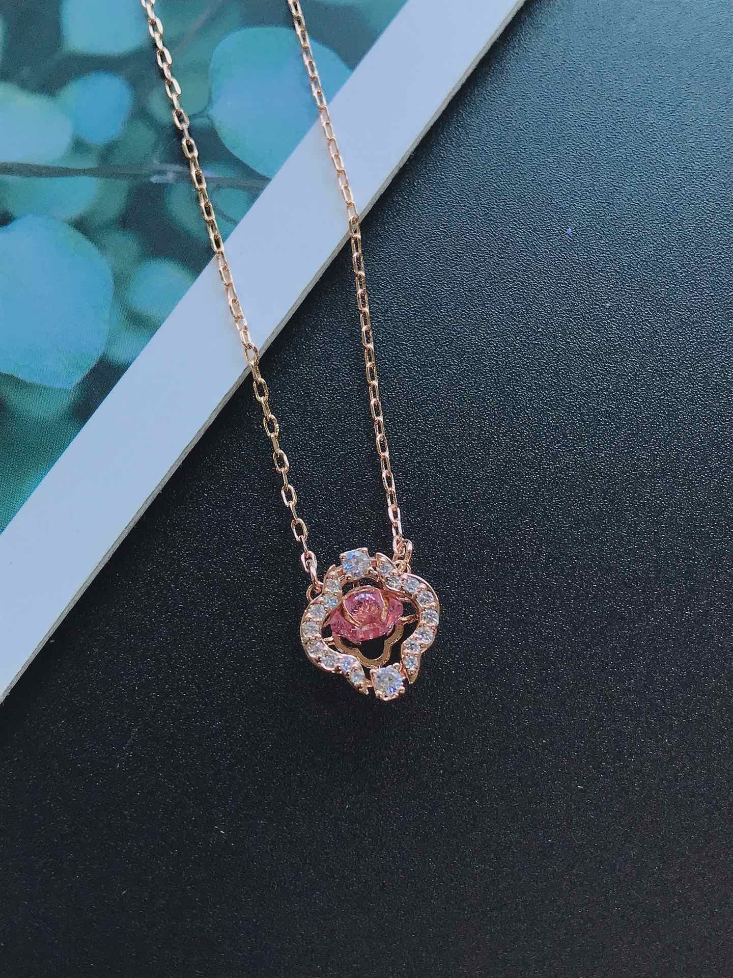 Swarovski Rose Gold Pink Clover Necklace – Delicate Charm