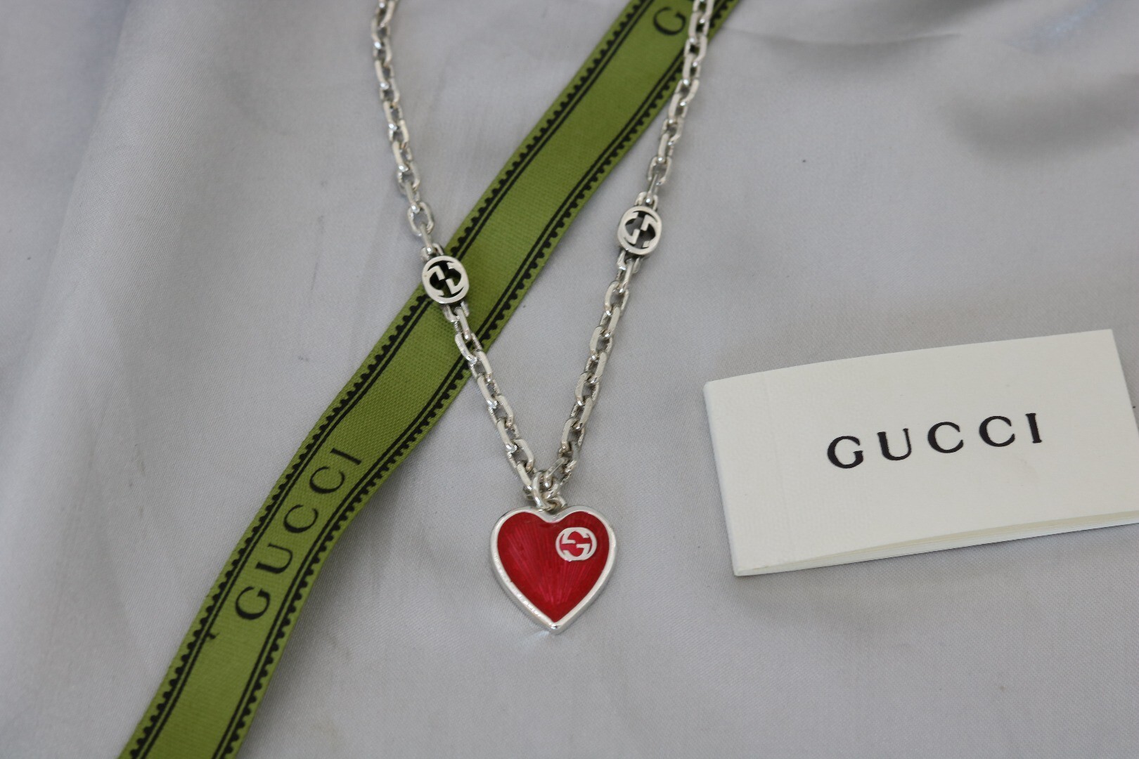 Gucci Silver Red Heart Necklace – Gucci Silver Red Heart Pendant