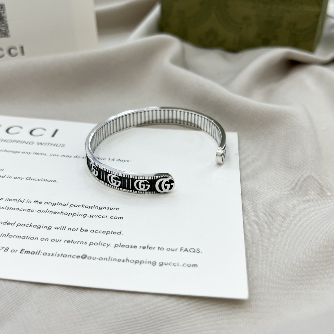 Gucci Interlocking G Bracelet – Premium Quality