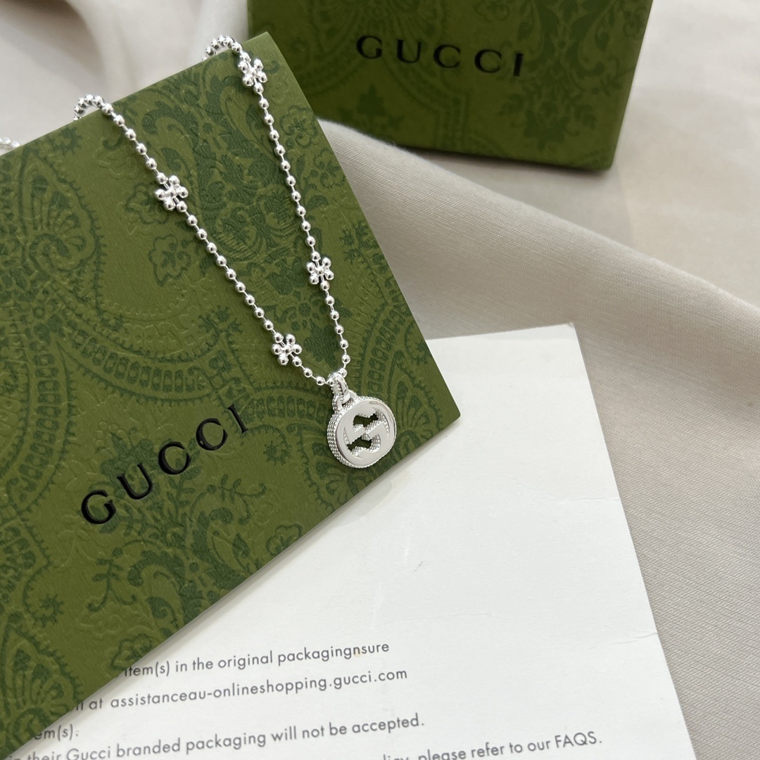 Gucci Silver Interlocking G Flower Necklace