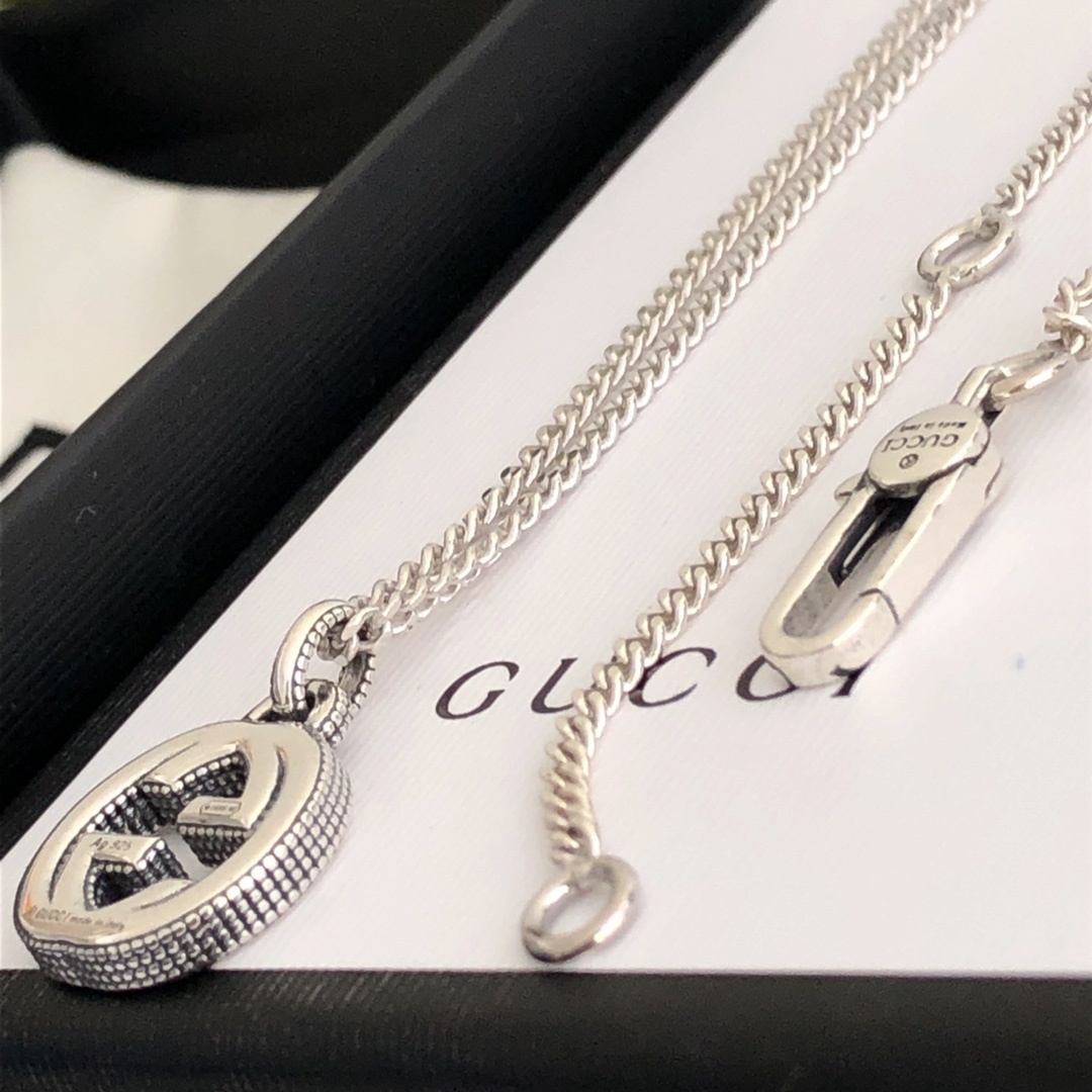 necklace curb Gucci Silver Interlocking G Pendant – Gucci Silver