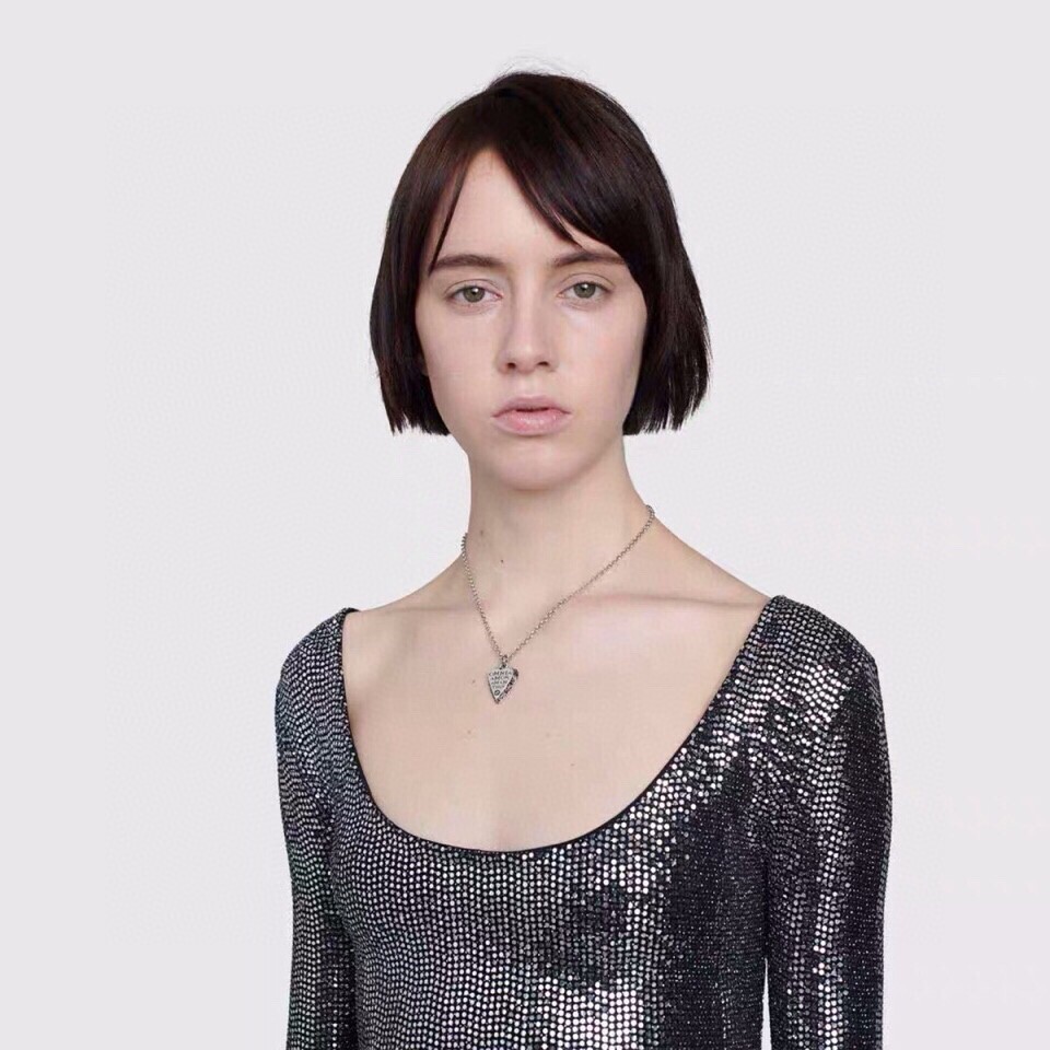 Gucci Silver Heart Necklace – Gucci Silver Heart Engraved Necklace