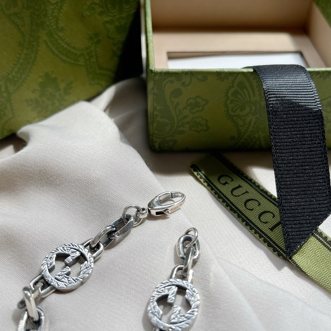 Gucci Interlocking G Silver Bracelet | Premium Quality