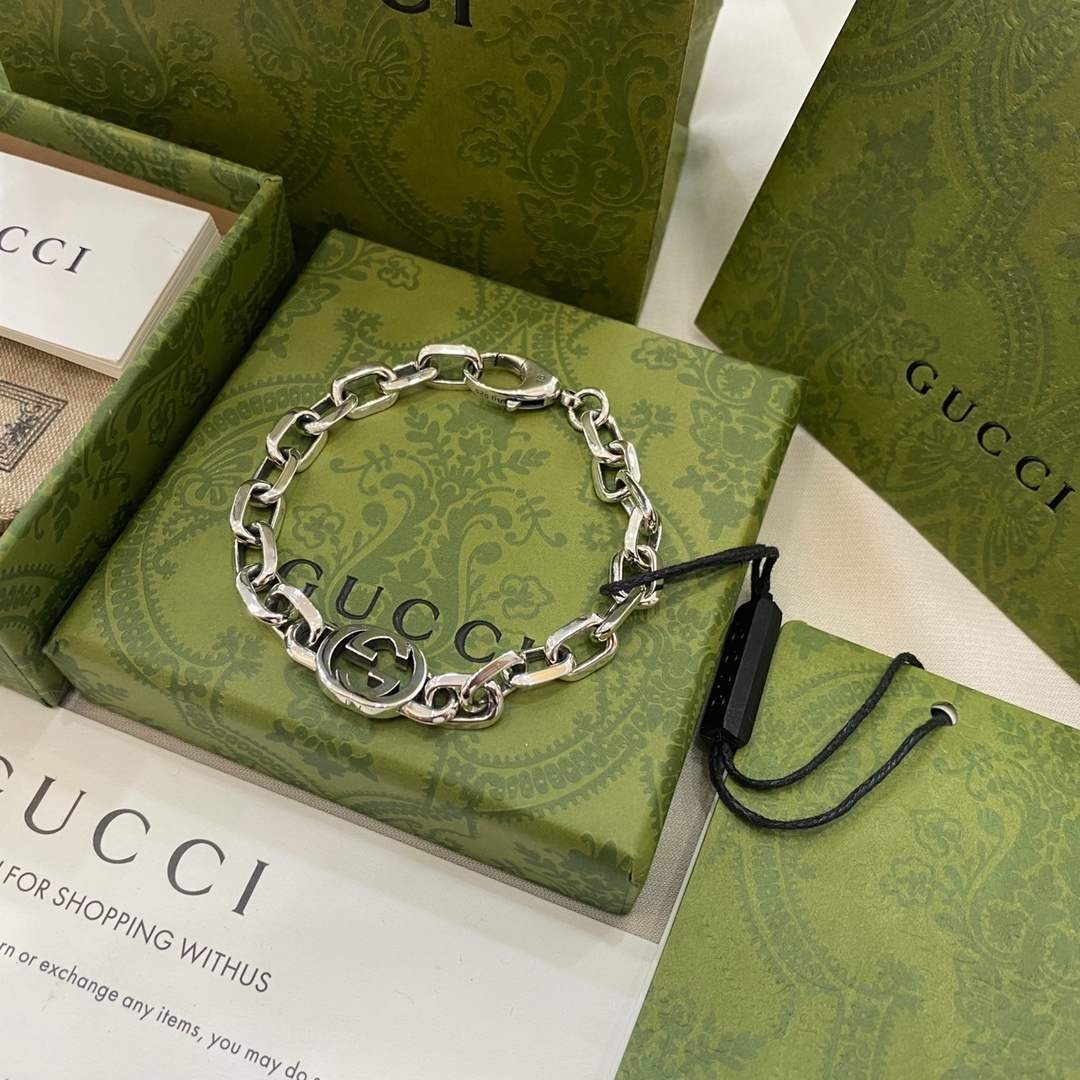 Gucci Bracelet – Premium Silver Chain with Interlocking G