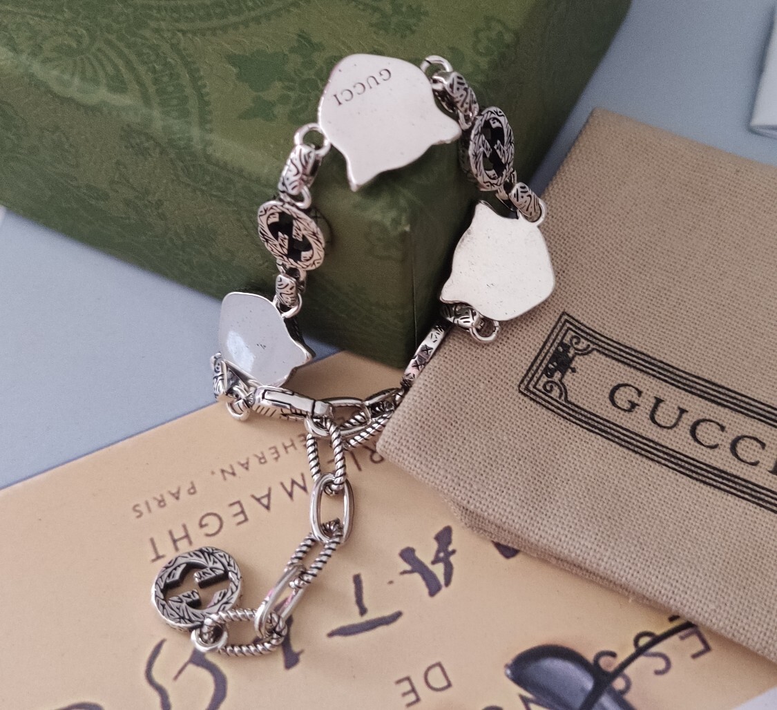 Gucci Premium Silver Charm Bracelet – Limited Edition