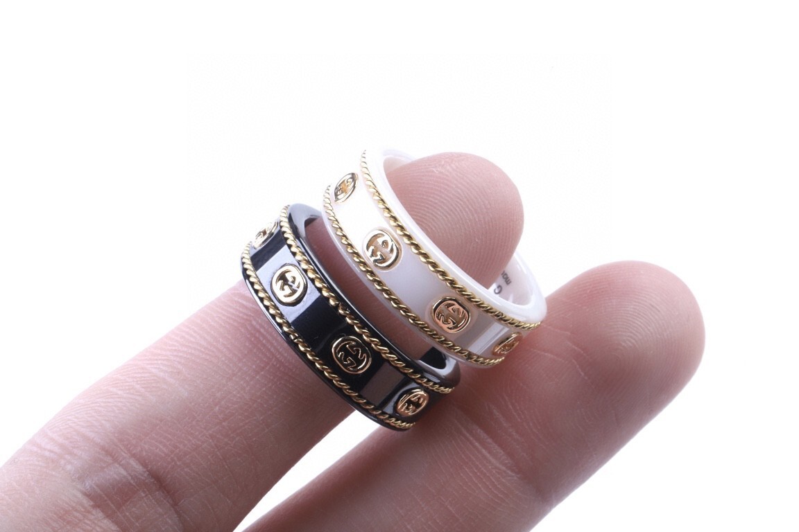 Gucci Ceramic Interlocking Ring