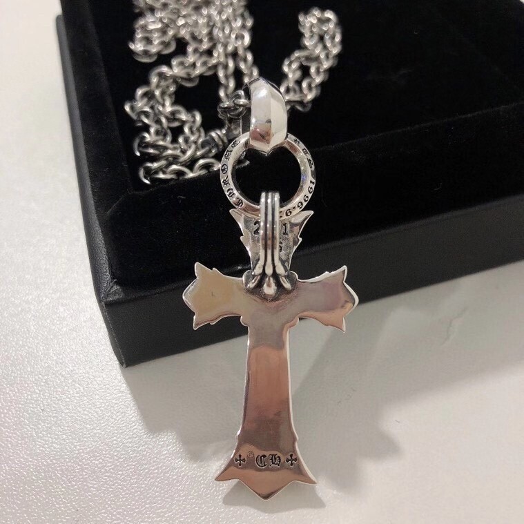 Chrome Hearts Floral Cross – Chrome Hearts Silver Floral Cross Pendant