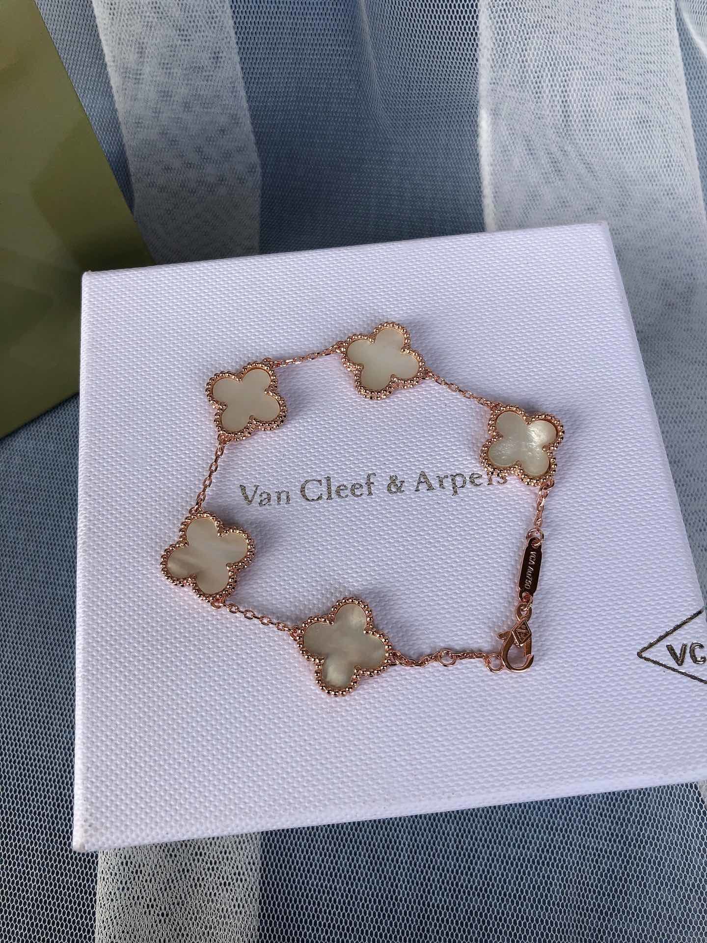 Van Cleef & Arpels Alhambra Bracelet – Premium Quality