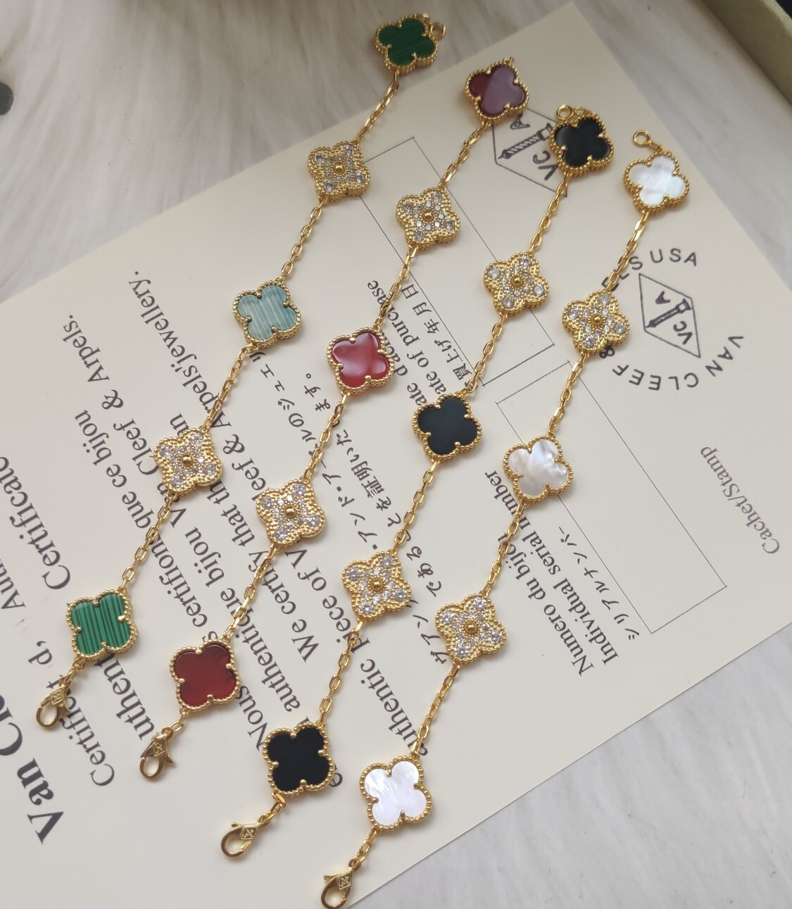 Premium Clover Bracelet – Exquisite Design & Timeless Elegance