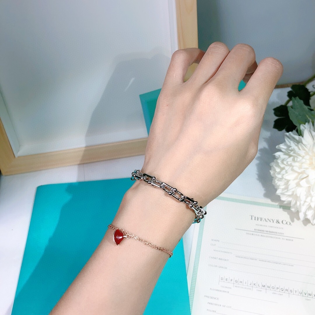 Premium Link Bracelet – Timeless Elegance