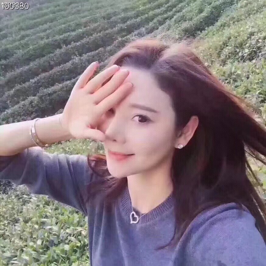 Diamond Heart Pendant Necklace – Sterling Silver Delicate Design