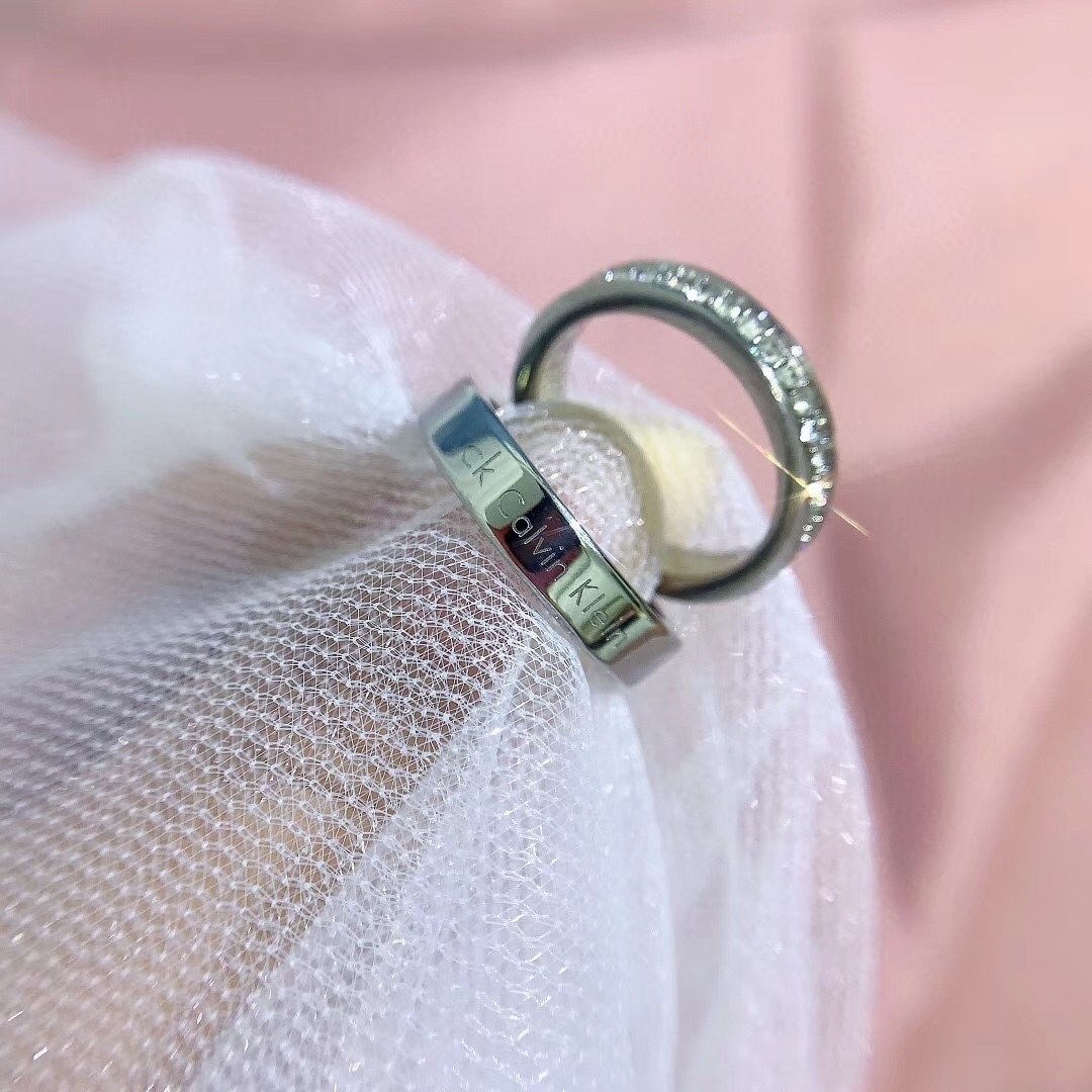 Calvin Klein Silver Stackable Rings – Modern Elegance