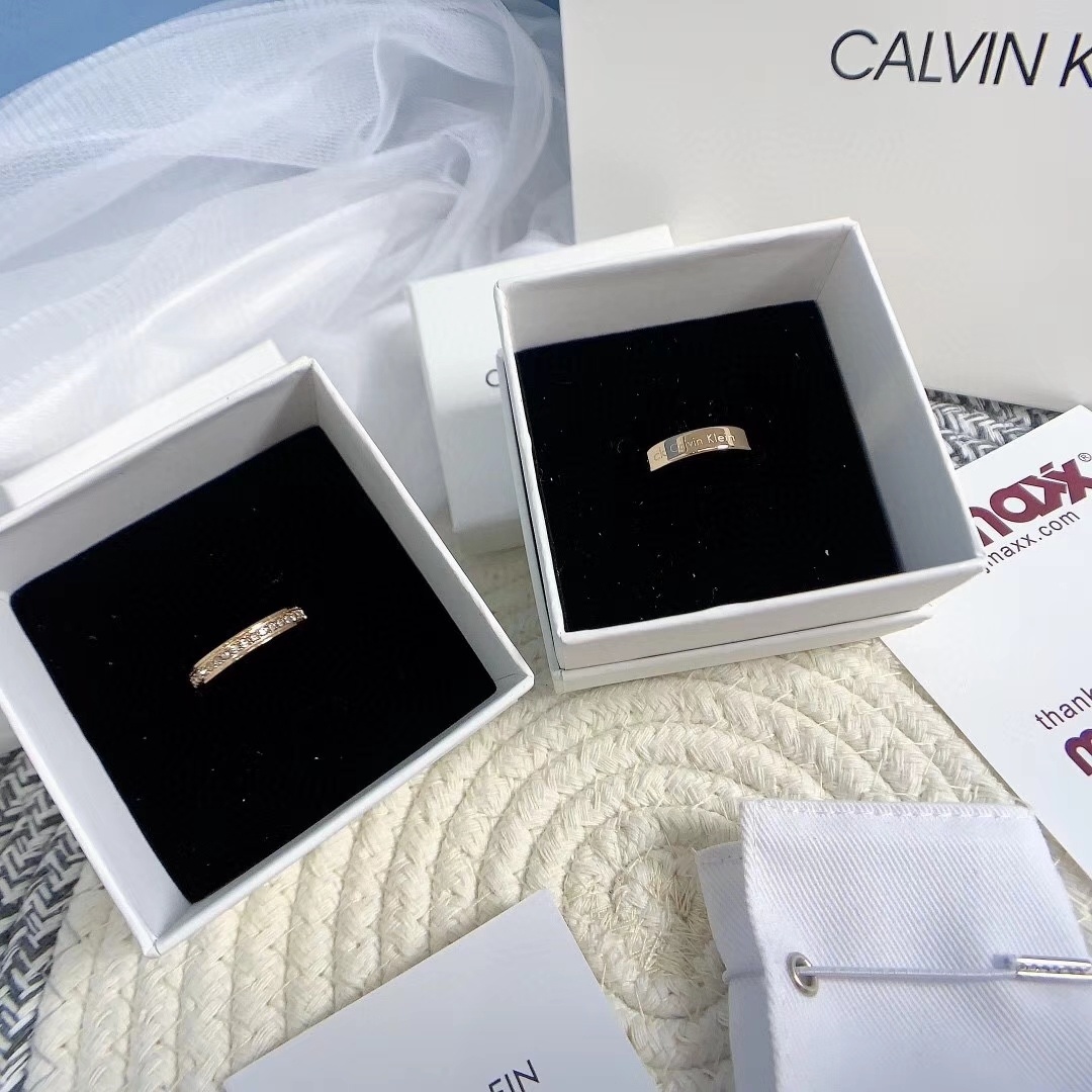Calvin Klein Gold Rings – Calvin Klein Gold Stackable Rings – Pavé &