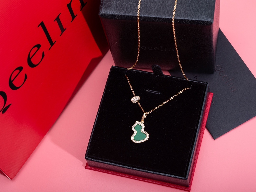 Qeelin Jade Diamond Necklace – Qeelin Wulu Jade Diamond Necklace – 18K