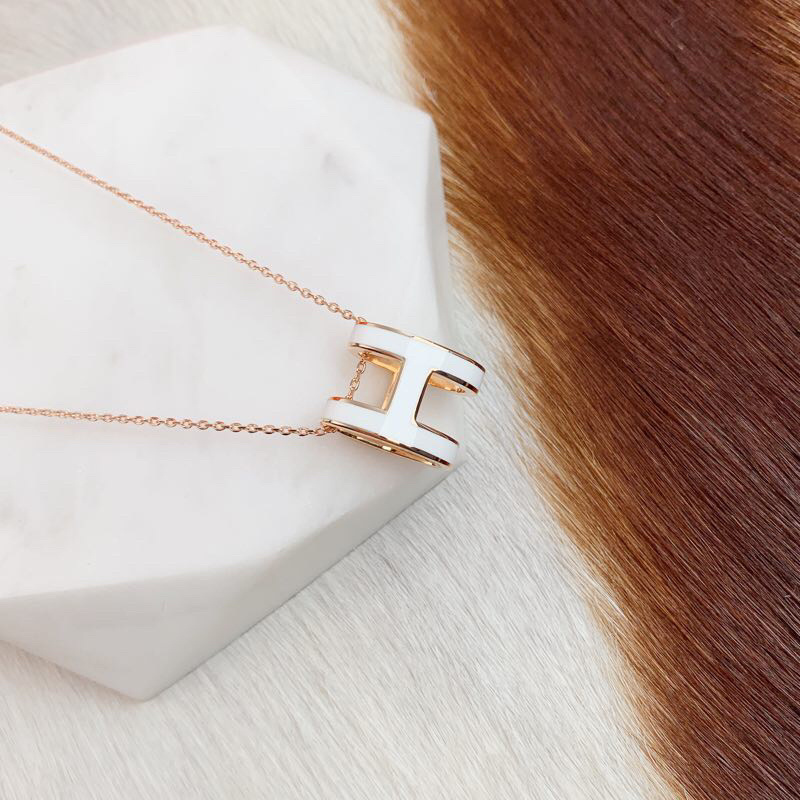 Hermès White Enamel Necklace – Hermès White Enamel H Rose Gold