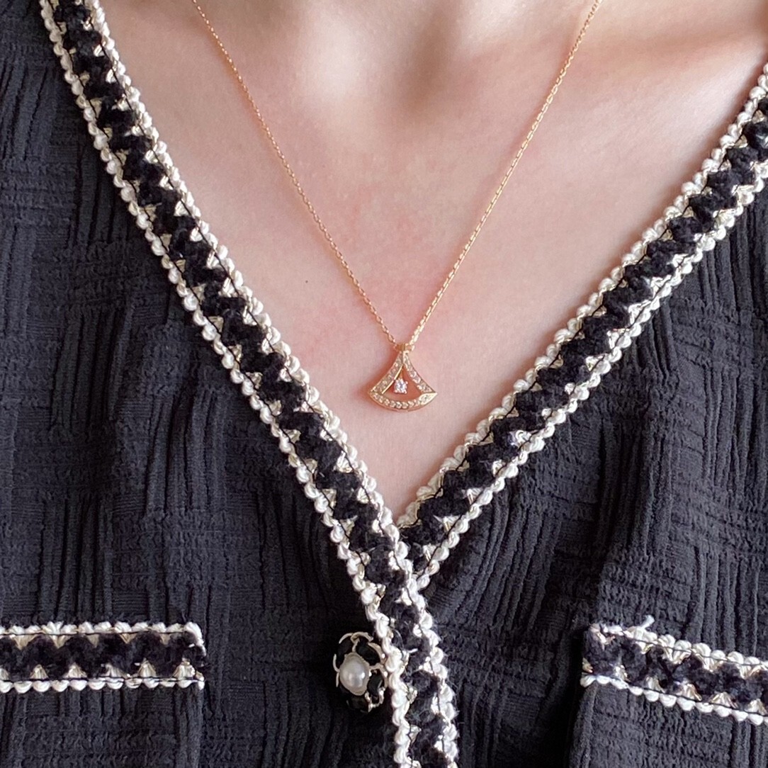 Bvlgari Rose Gold Divas’ Dream Diamond Necklace