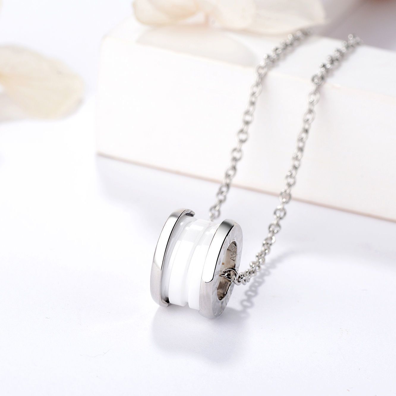 Bvlgari Silver White Ceramic Necklace – Modern Design