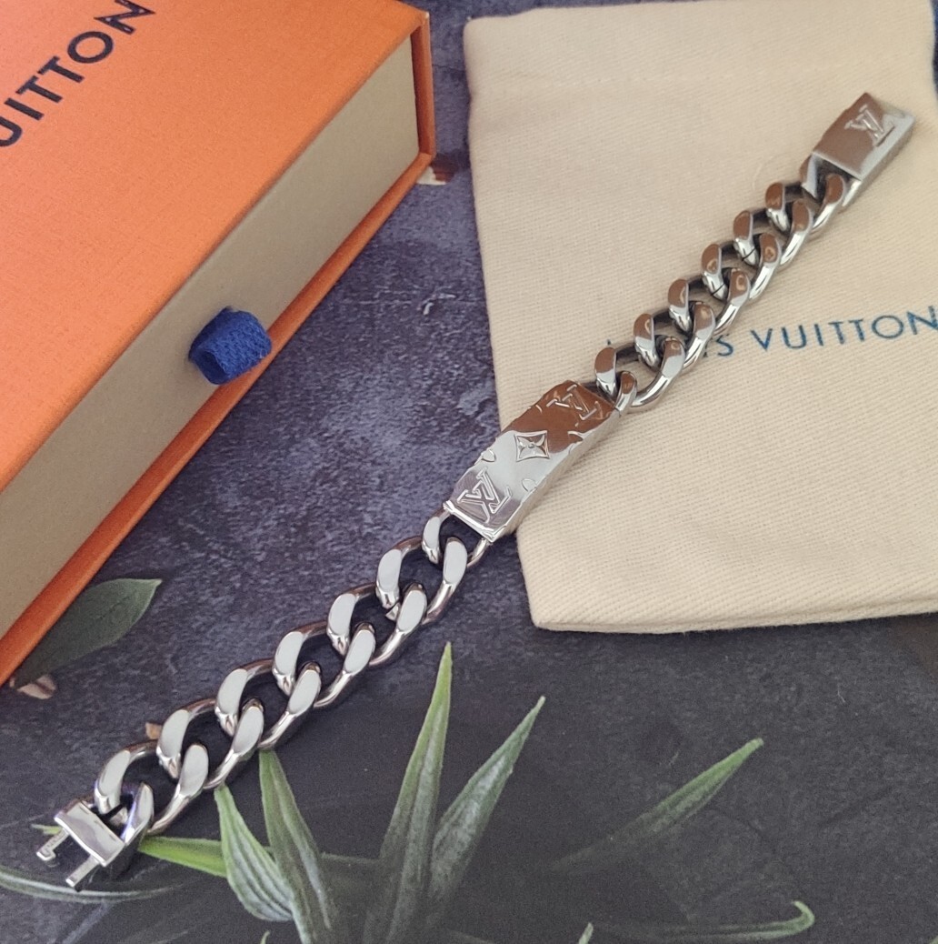 LV Chain Links Bracelet – Premium Quality