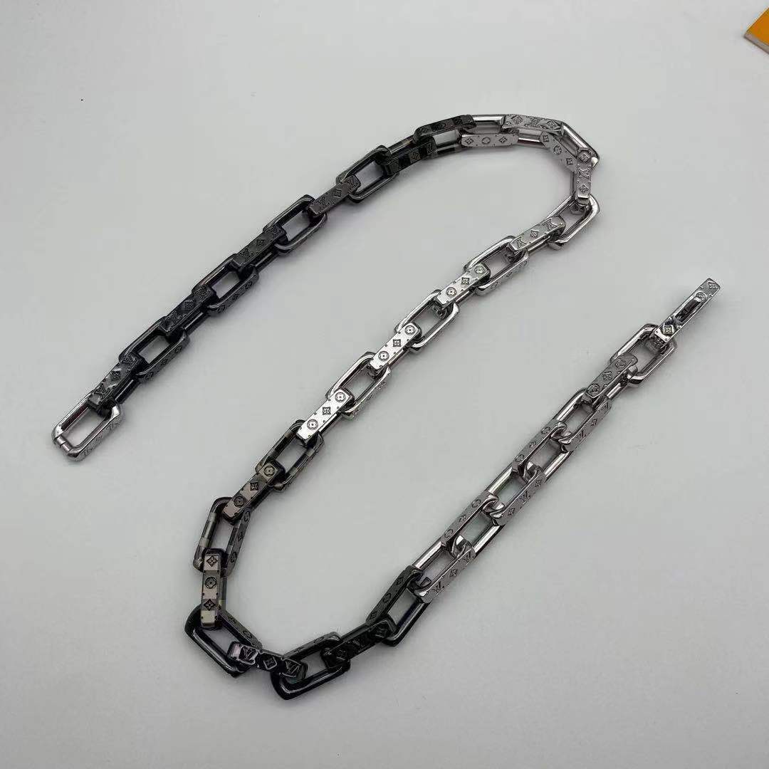 Louis Vuitton Silver Black Chain – Monogram Links Necklace