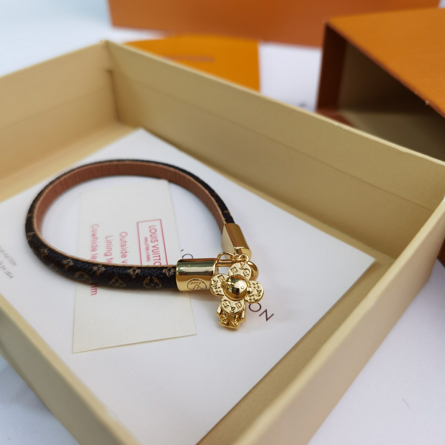 LV Fleur Monogram Bracelet – Premium Quality