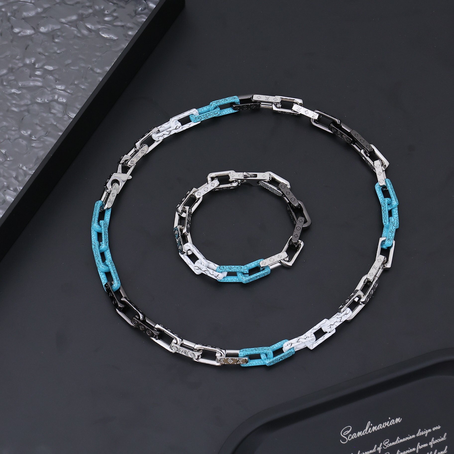 LV Silver Turquoise Chain Set – Necklace & Bracelet