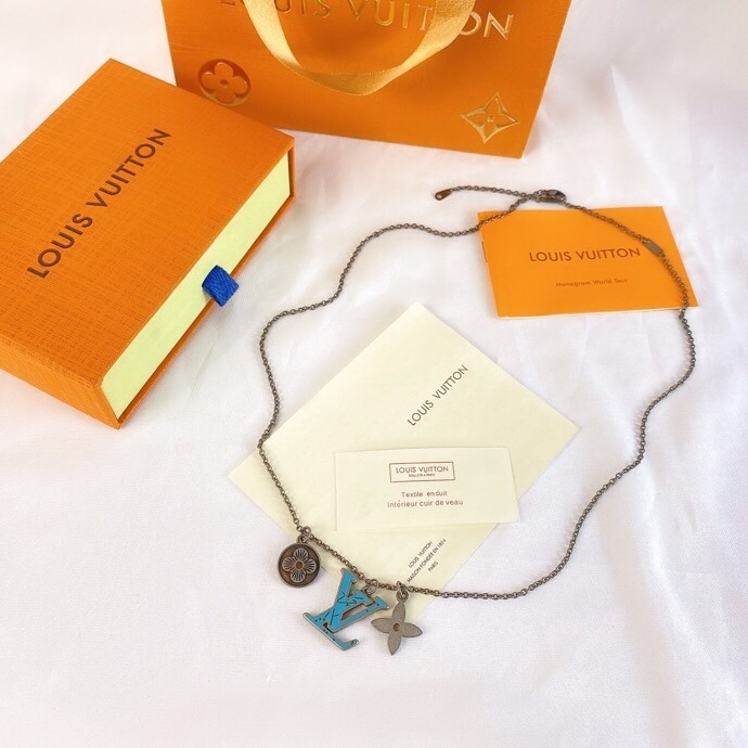 Louis Vuitton Blue Charm Necklace – Designer Jewelry
