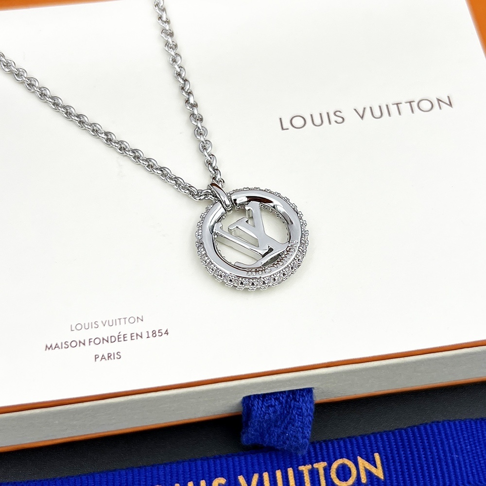LV Silver Crystal Necklace – LV Silver Crystal Circle Pendant Necklace