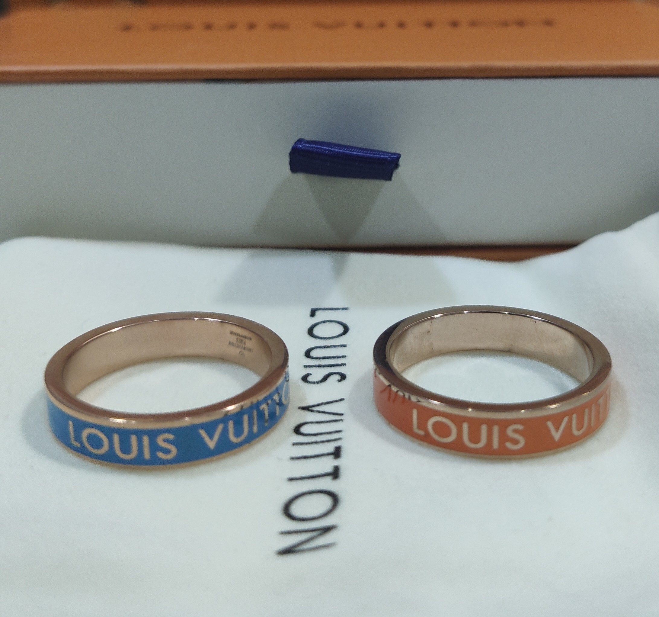 Louis Vuitton Blue Orange Ring – Louis Vuitton Blue & Orange Ring Set