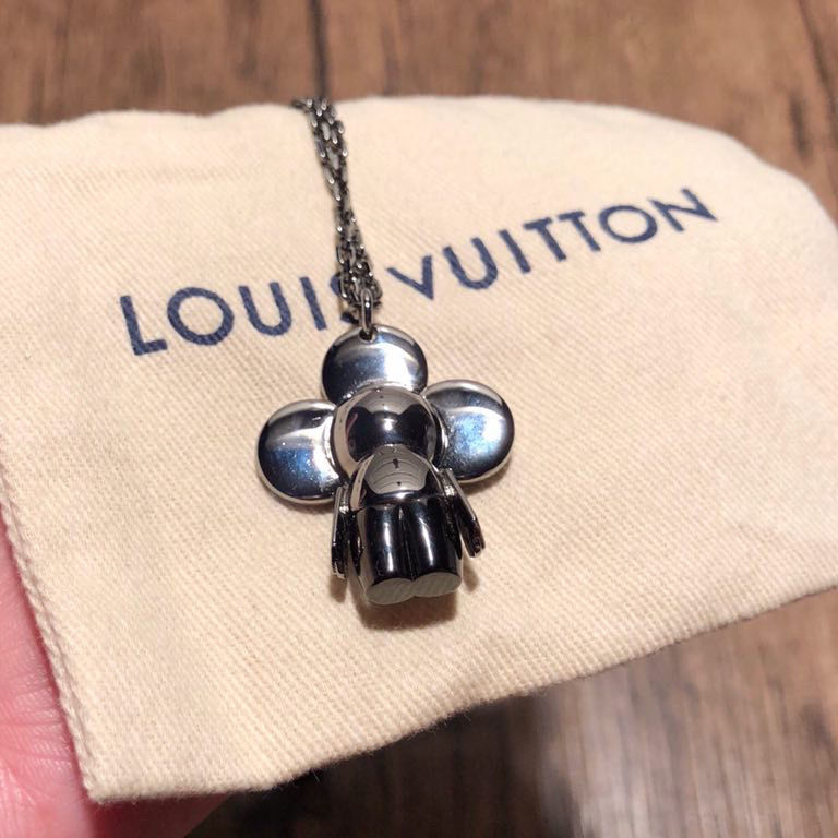 Louis Vuitton Silver Vivienne Flower Pendant Necklace