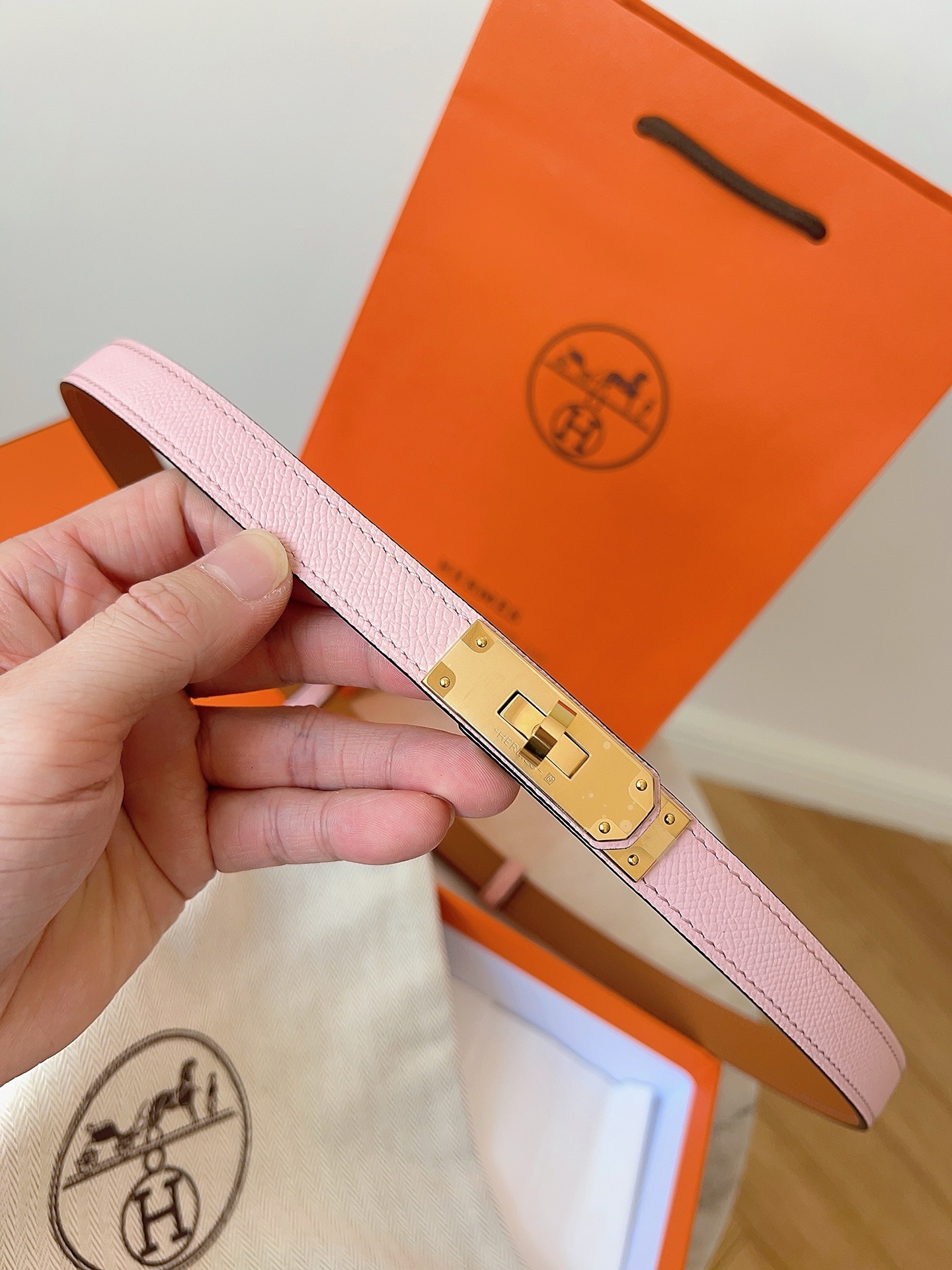 Hermès Kelly Bag Leather Strap - Pink Epsom with Gold Hardware