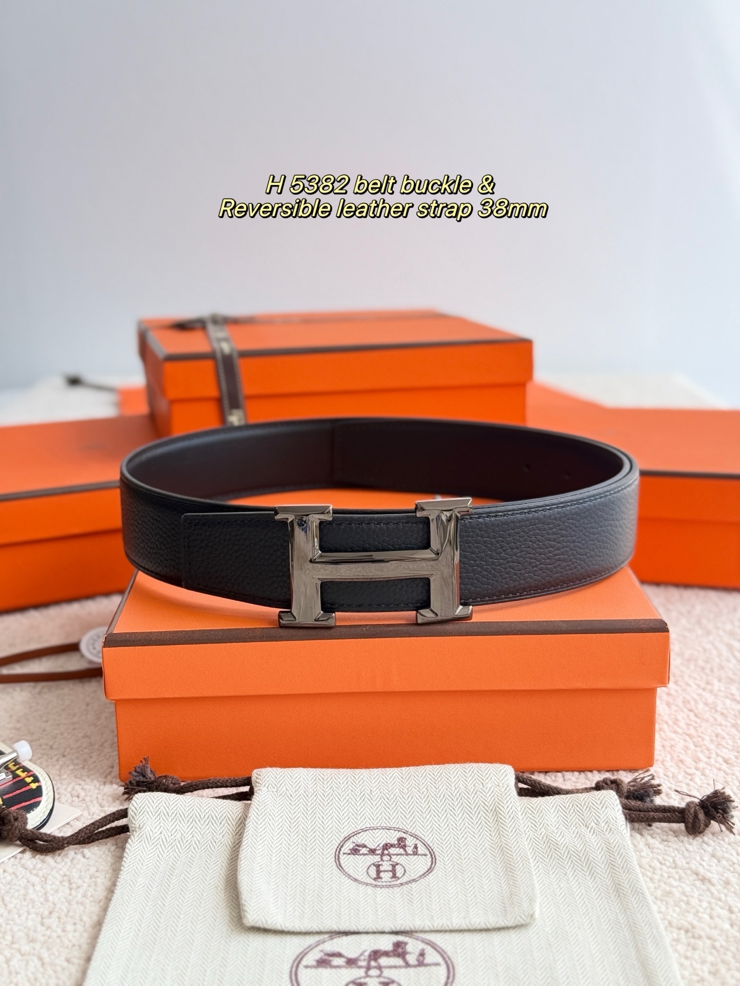 Hermes H 5382 Reversible Leather Belt 38mm with Iconic H Buckle