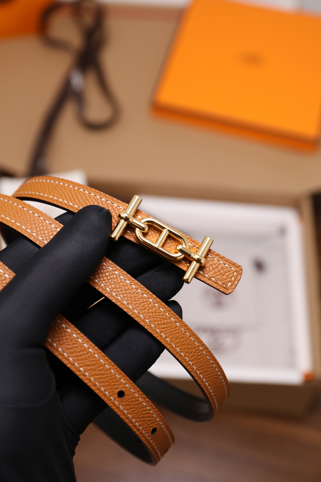 Luxury Tan Pebbled Leather Belt with Gold-Tone Link Buckle