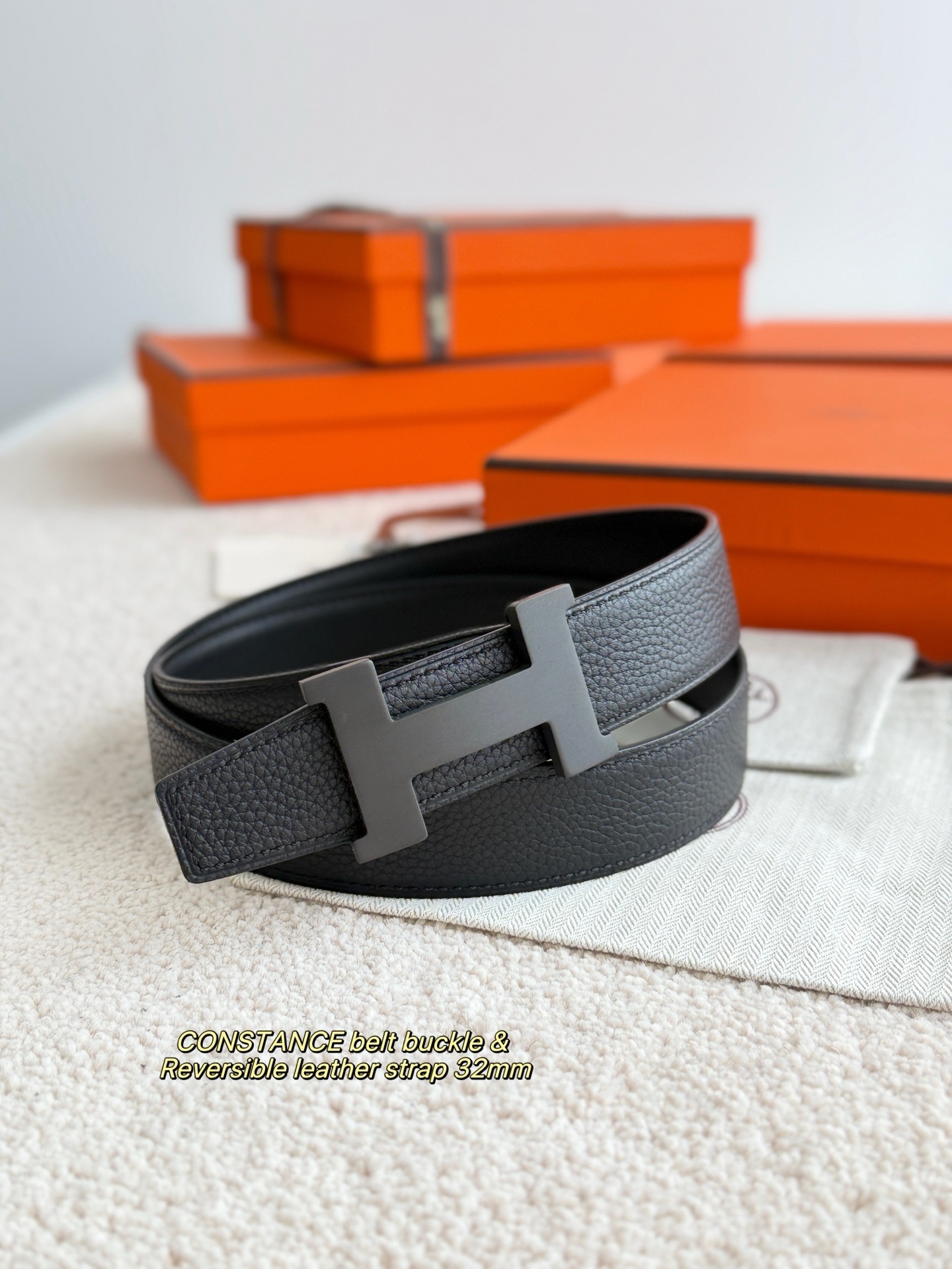 Hermès Constance Reversible Leather Belt 32mm - Matte Black Buckle