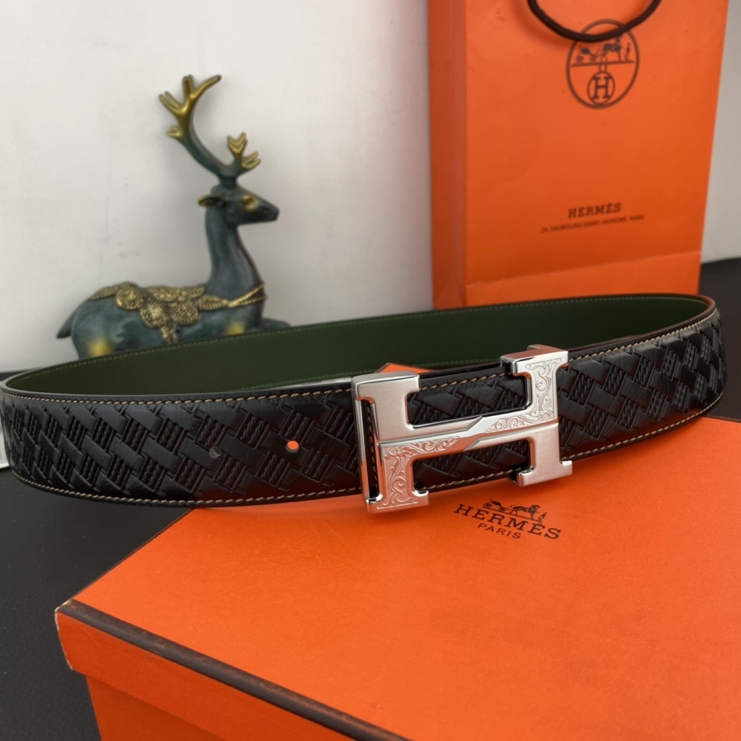 Luxury Men's Leather Belt with Engraved Silver H-Buckle - Black