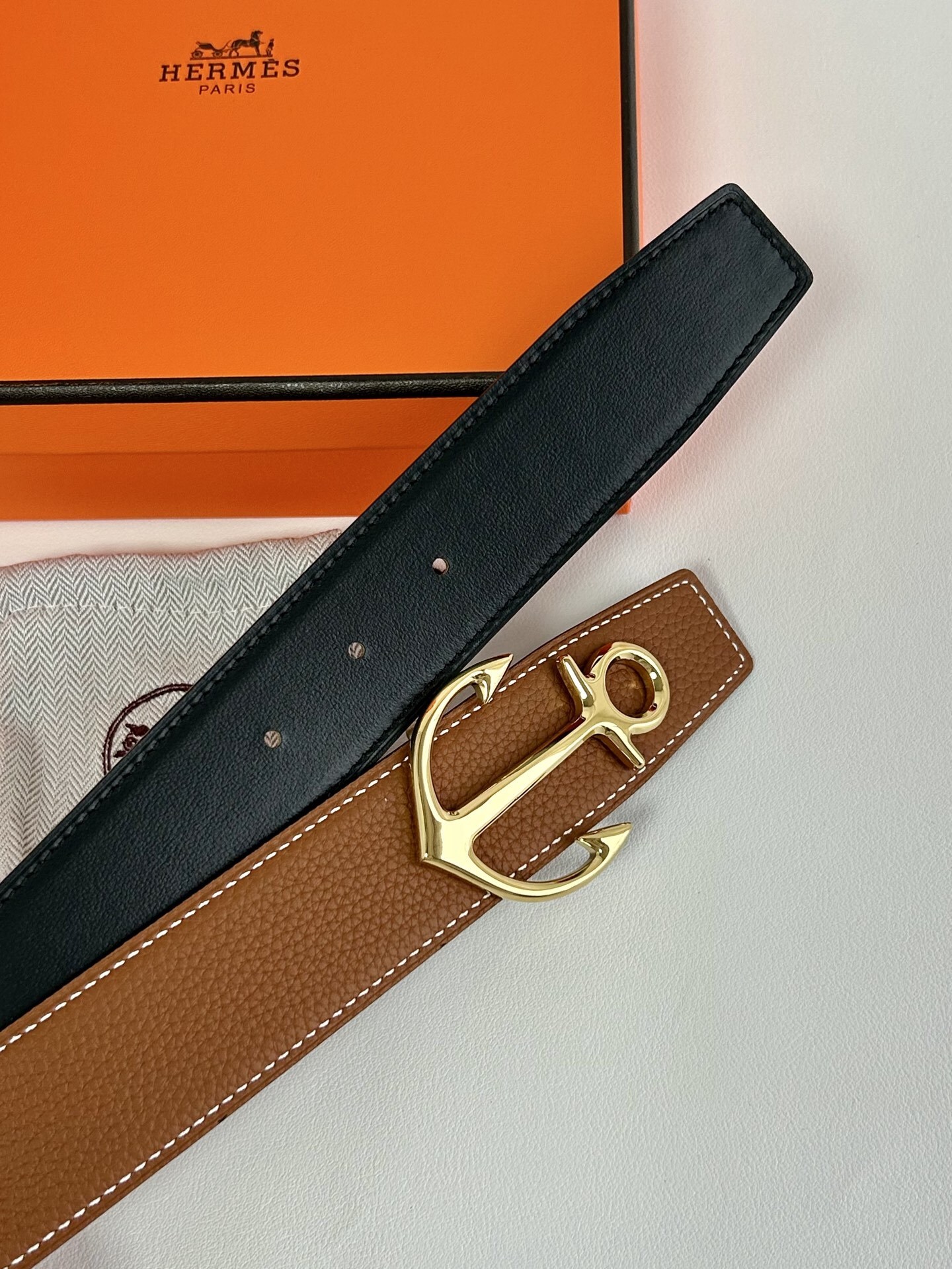Hermès Brown Leather Belt with Nautical Anchor Buckle - Gold & Silver