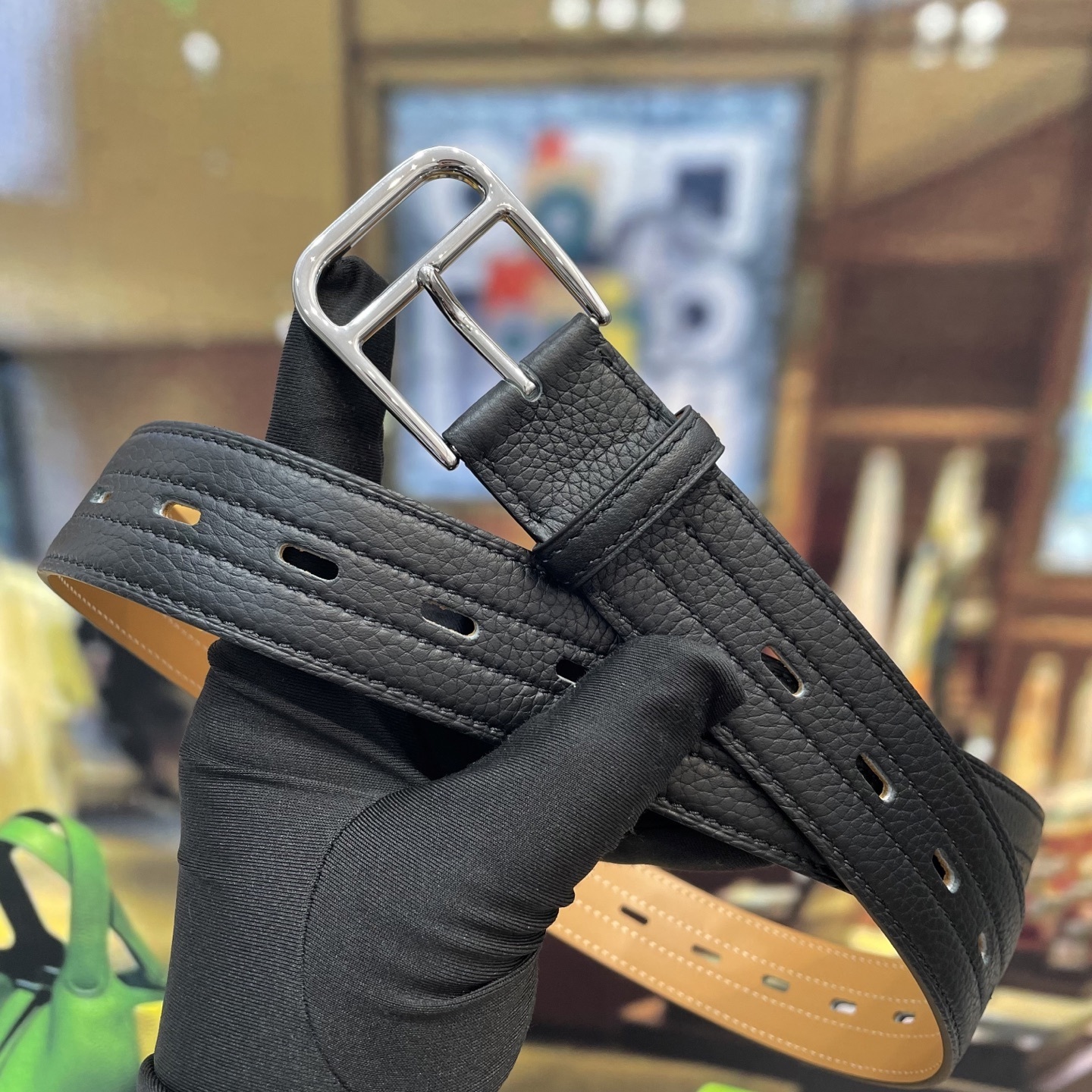 Luxury Men's Black Grained Leather Belt with Polished Silver Buckle