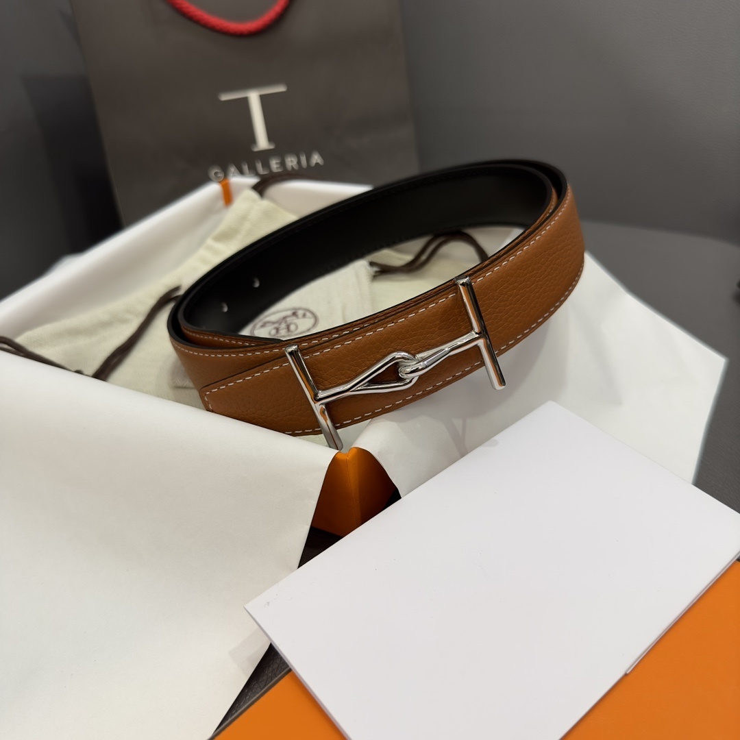 Hermès Reversible Leather Belt with Silver-Tone Buckle - Brown/Black