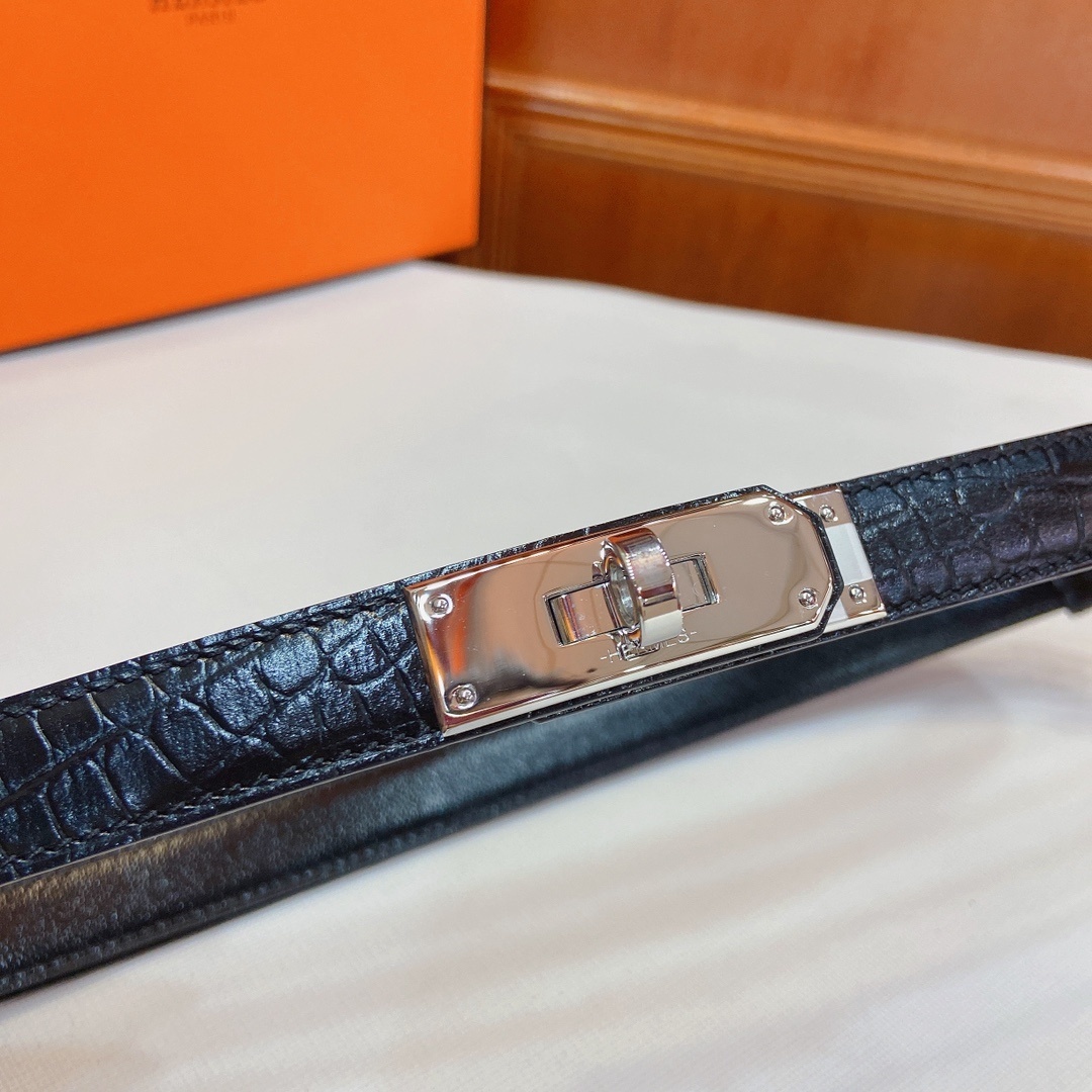 Hermes Kelly 18 Belt - Black Crocodile Leather with Silver Buckle