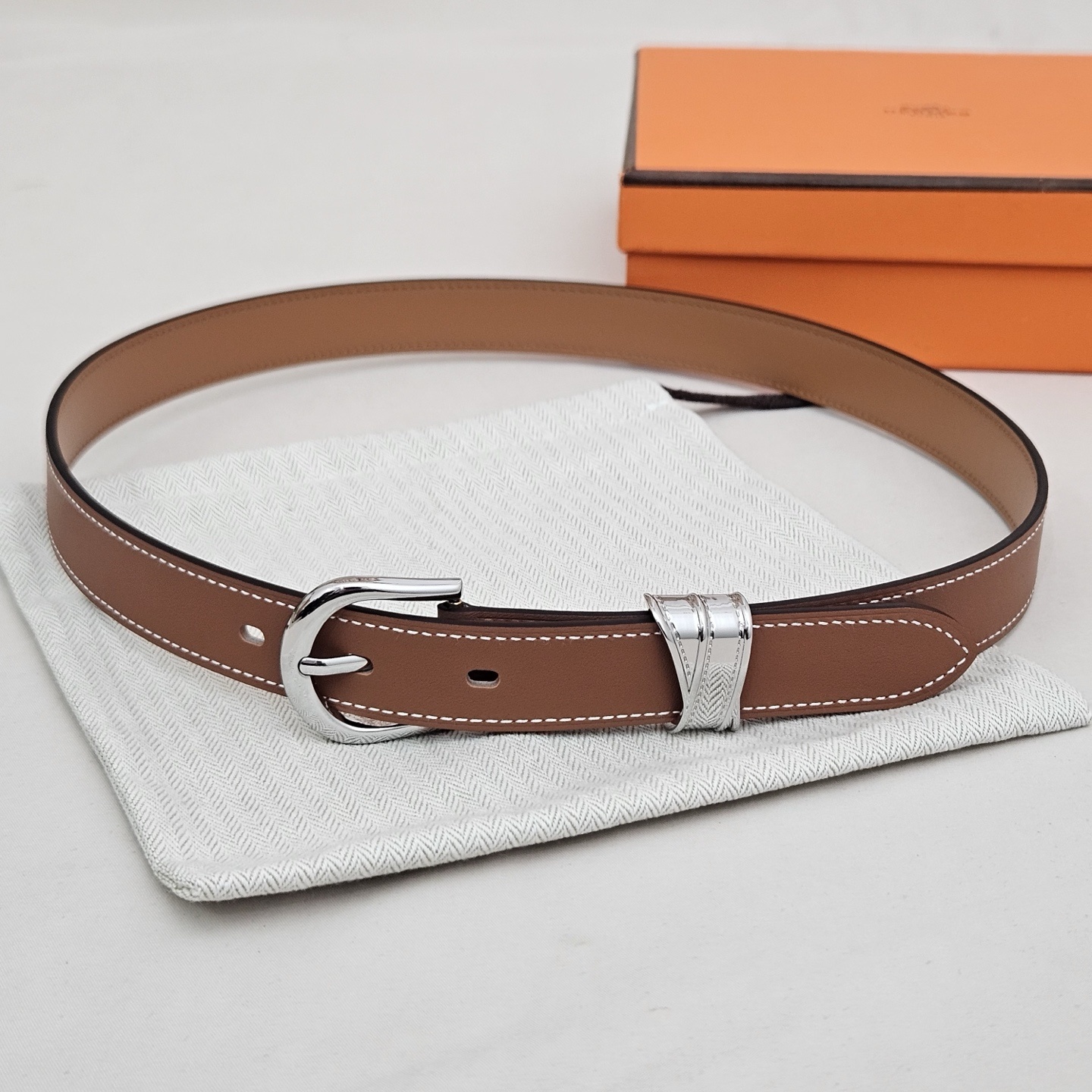 Hermès Slim Gold Leather Belt with Palladium Buckle & White Stitching