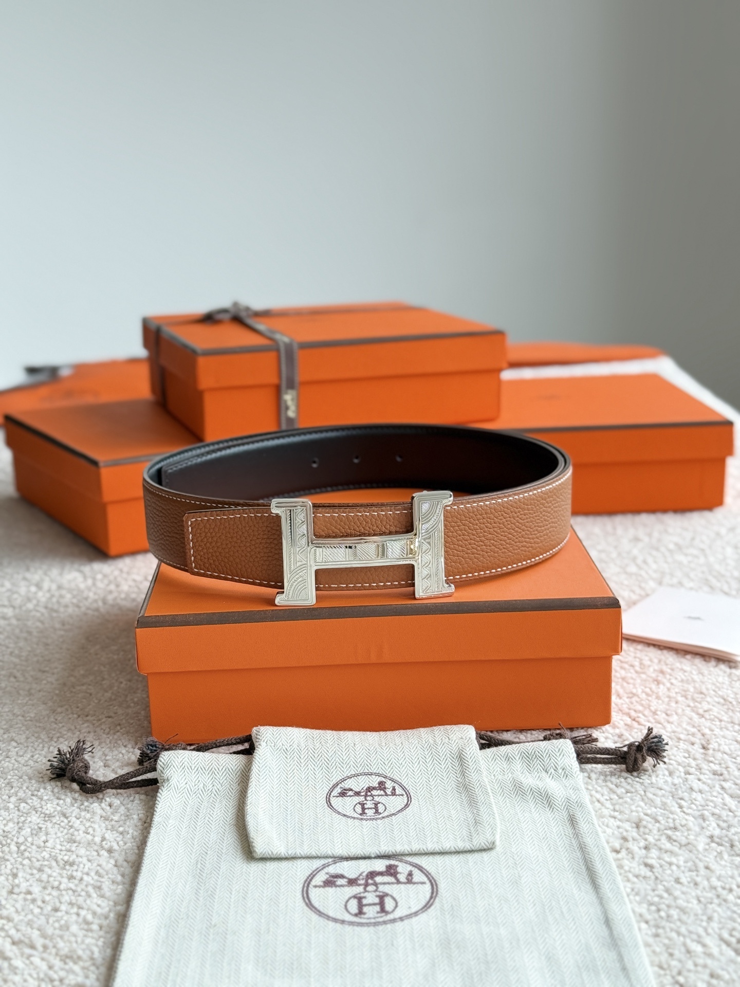 Hermès Constance Touareg Belt Buckle & Reversible Leather Strap 38mm