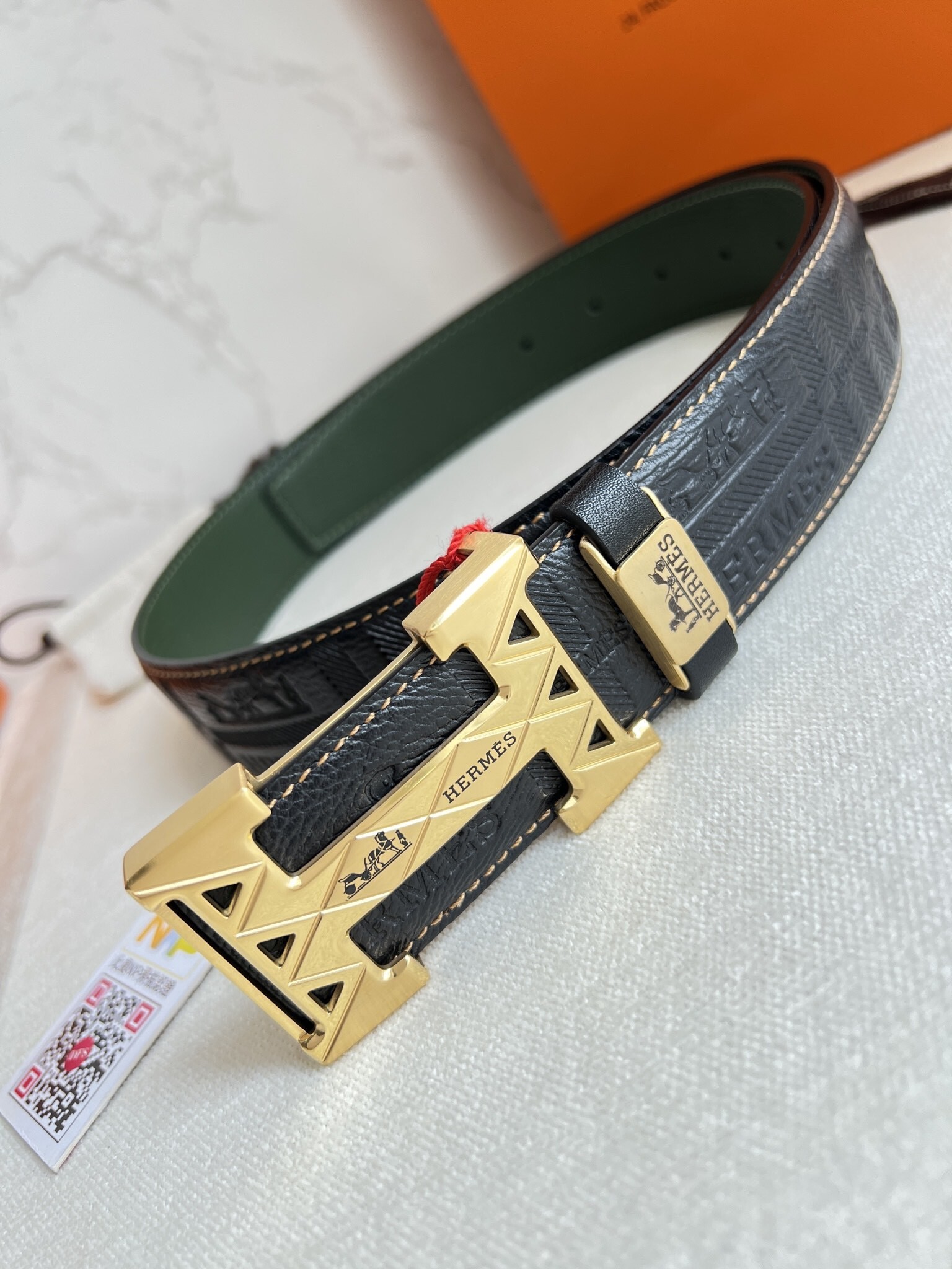 Luxury Hermès Men's Leather Belt with Embossed Logo & Gold H Buckle