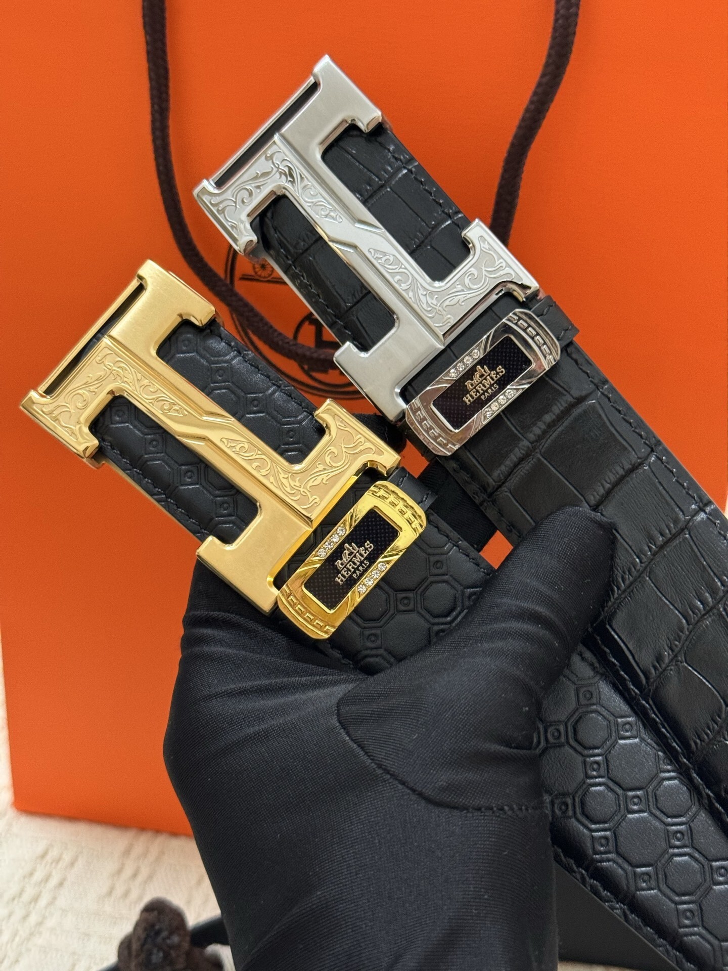 Hermès H Buckle Belt - Black Alligator Leather with Engraved Buckle