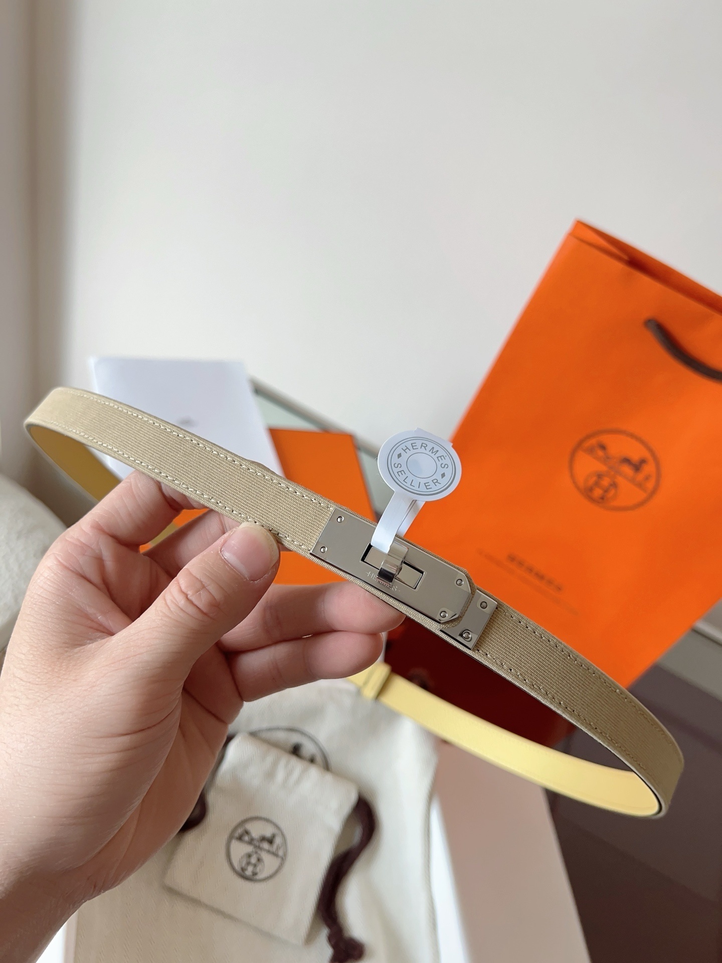 Hermès Kelly 18 Belt Nata Epsom Leather with Silver Hardware