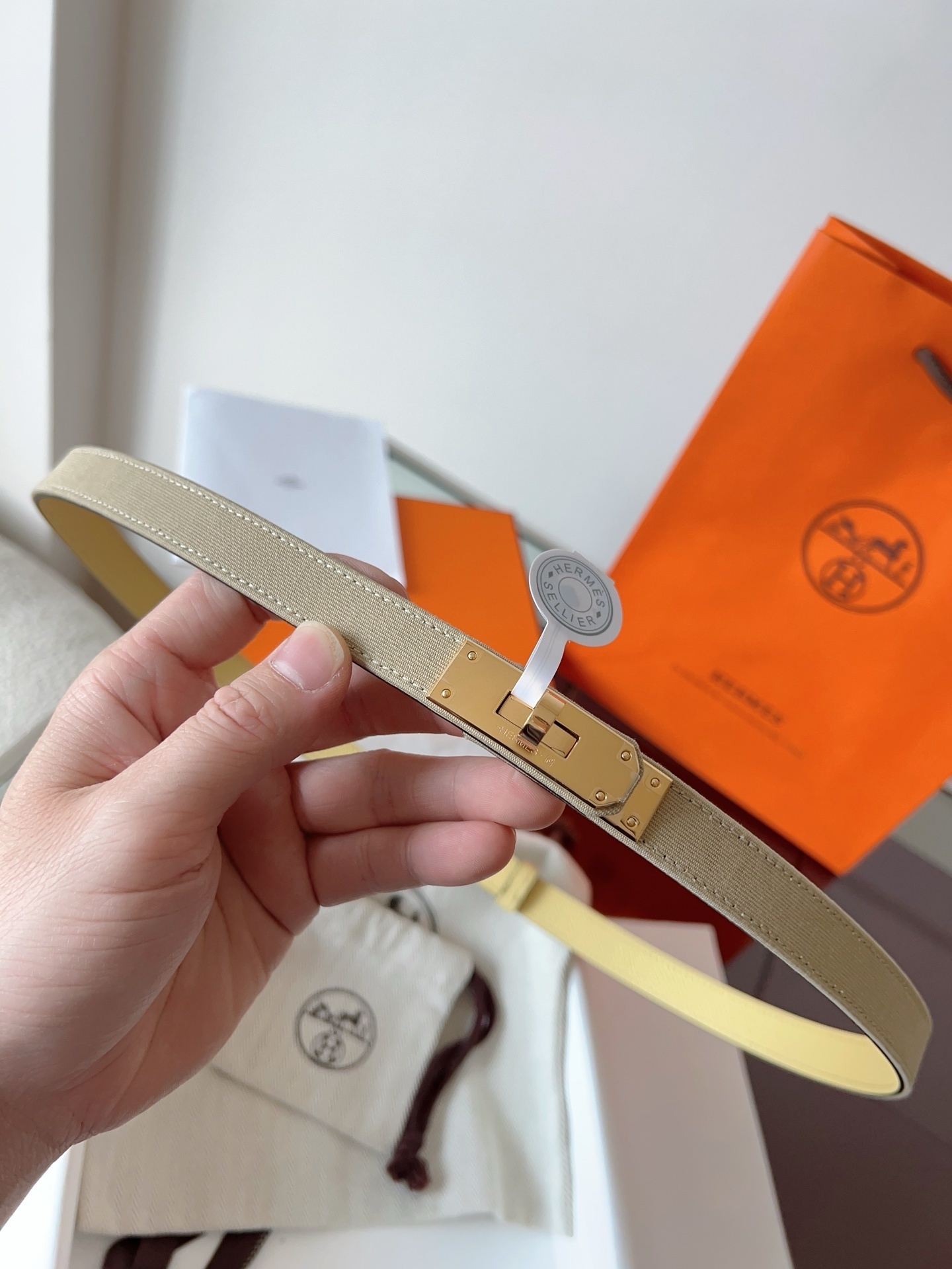 Hermès Kelly 18 Belt Beige Epsom Leather with Gold Hardware