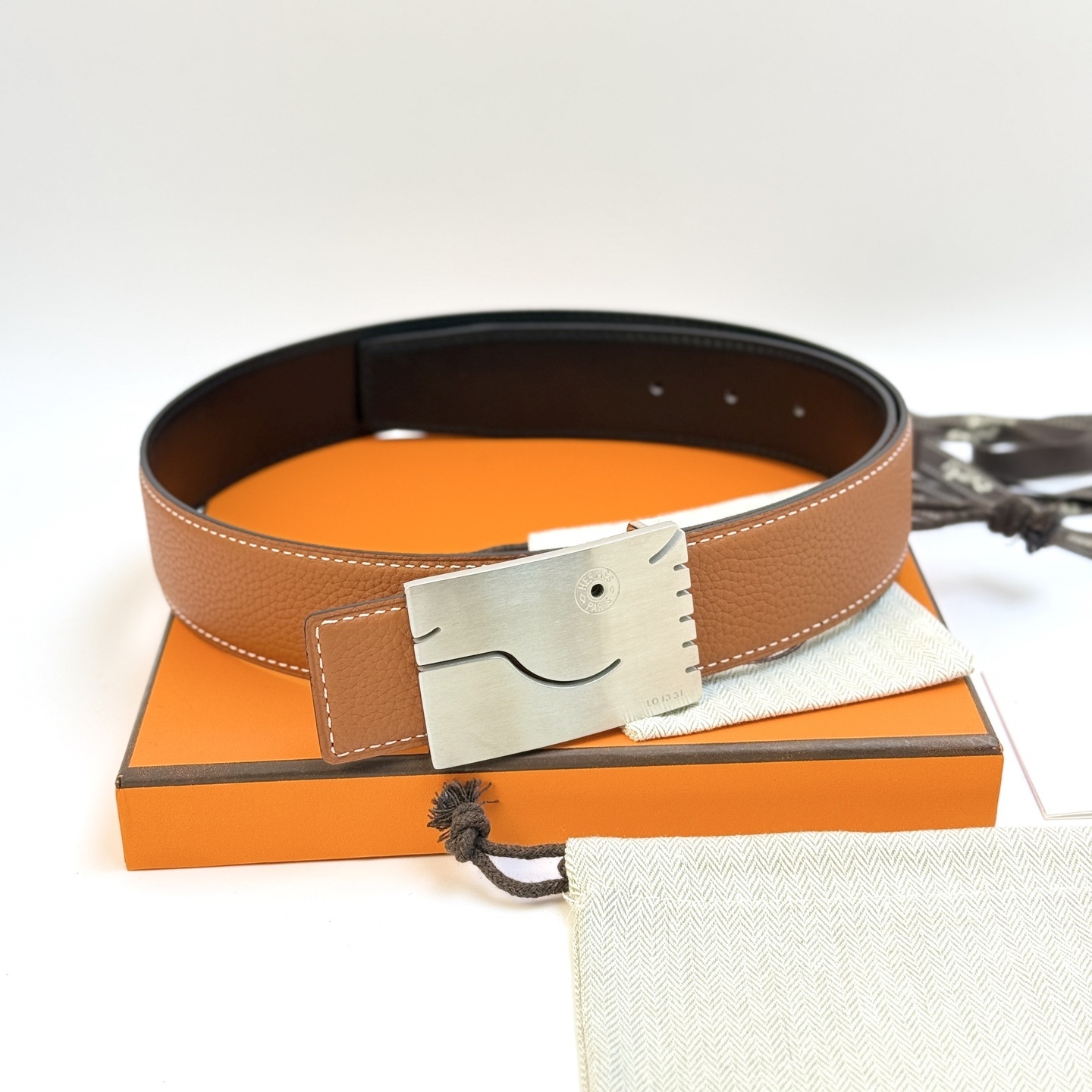 Hermès Reversible Leather Belt - Black/Tan with Brushed Silver Buckle